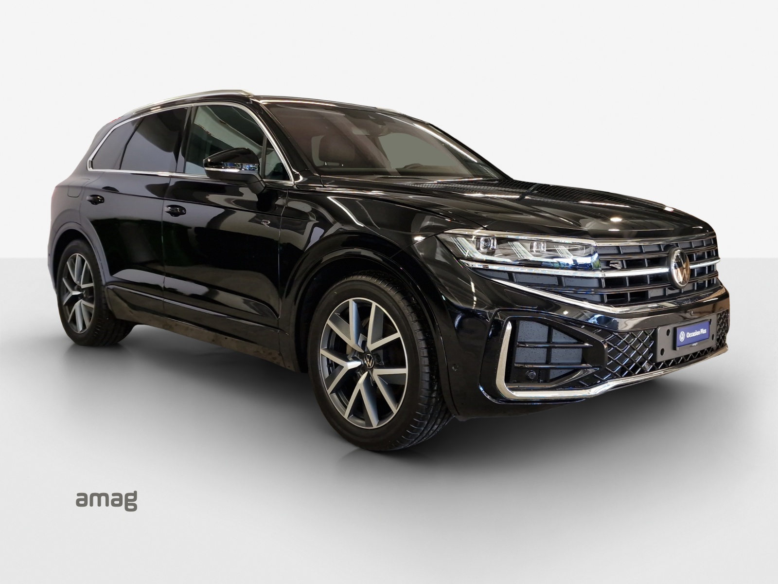 VW Touareg 3.0 TDI R-Line Tiptronic-image-5