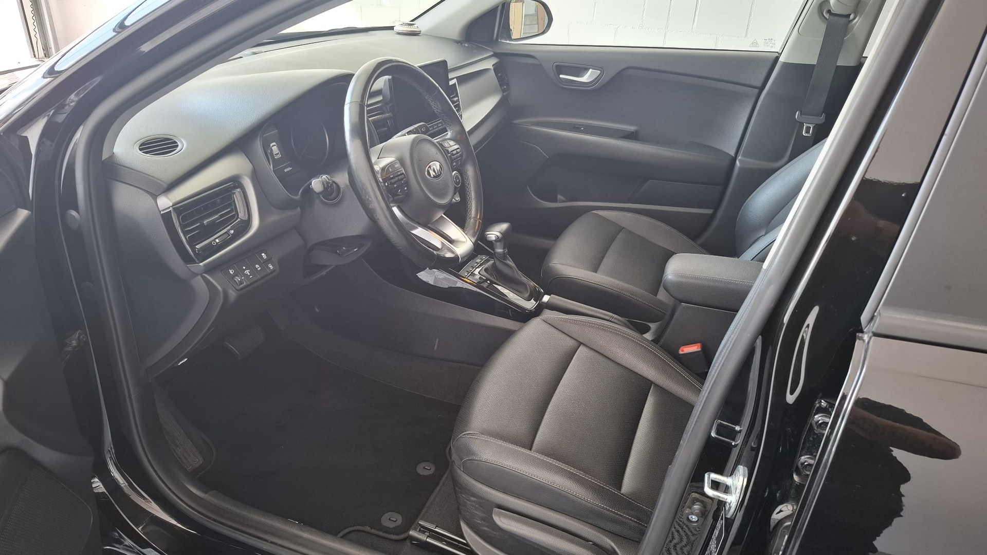 KIA Rio 1.0 T-GDi MHEV Style DCT-image-6