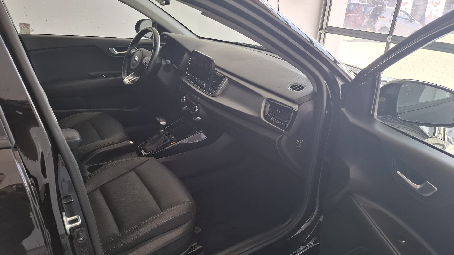 KIA Rio 1.0 T-GDi MHEV Style DCT-image-7