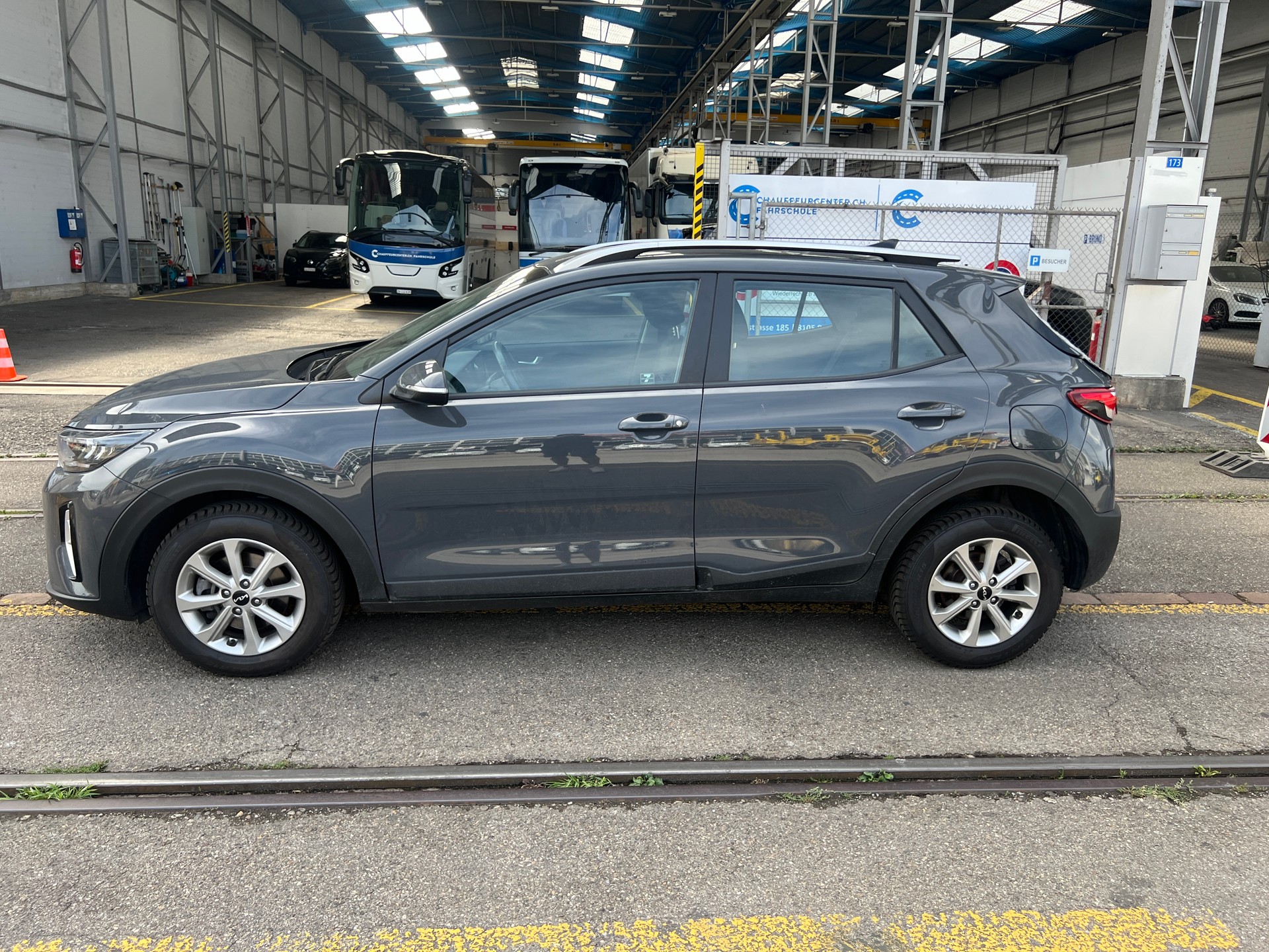 KIA Stonic 1.0 T-GDI GT-Line DCT-image-7