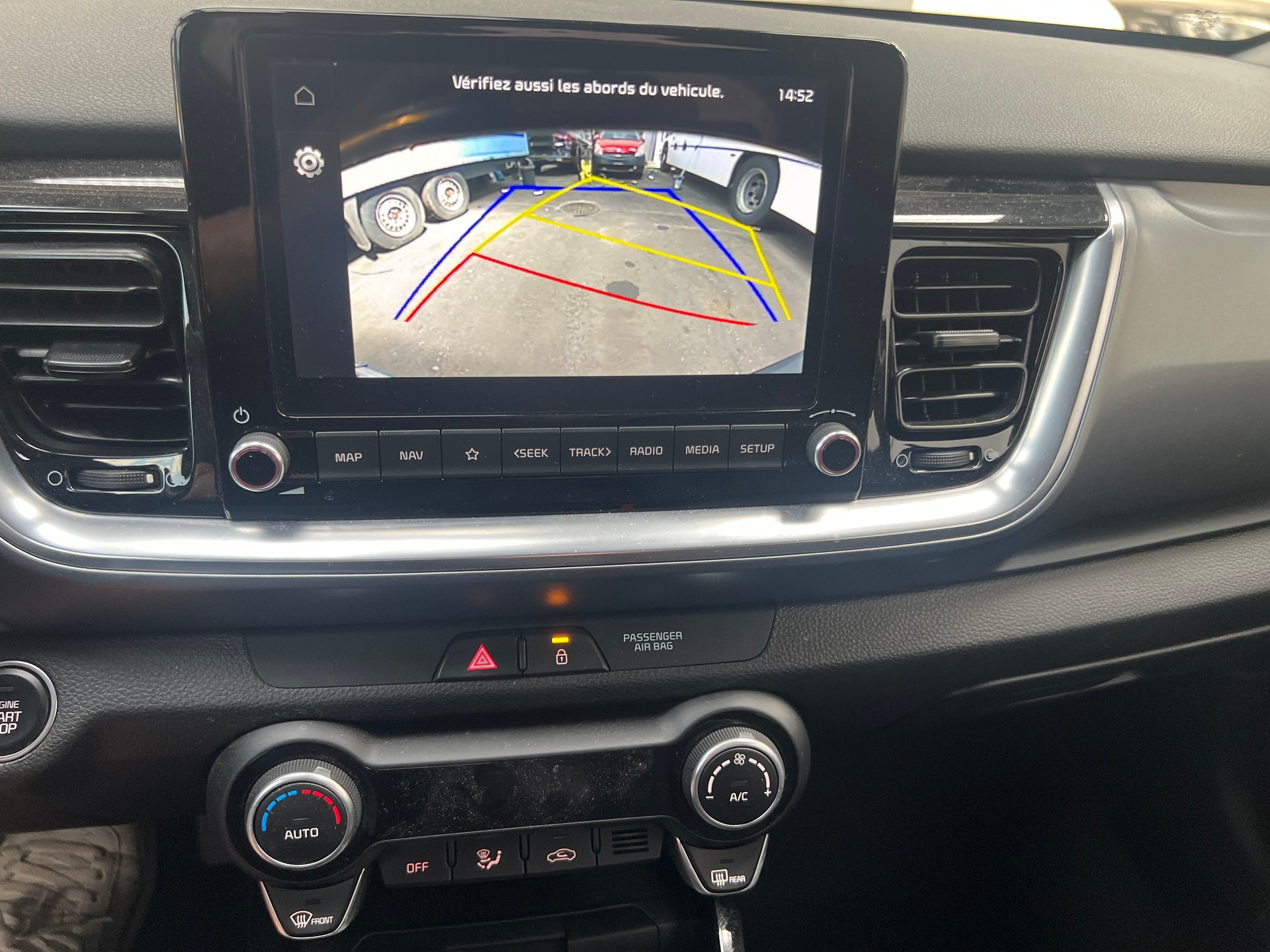 KIA Stonic 1.0 T-GDI GT-Line DCT-image-16