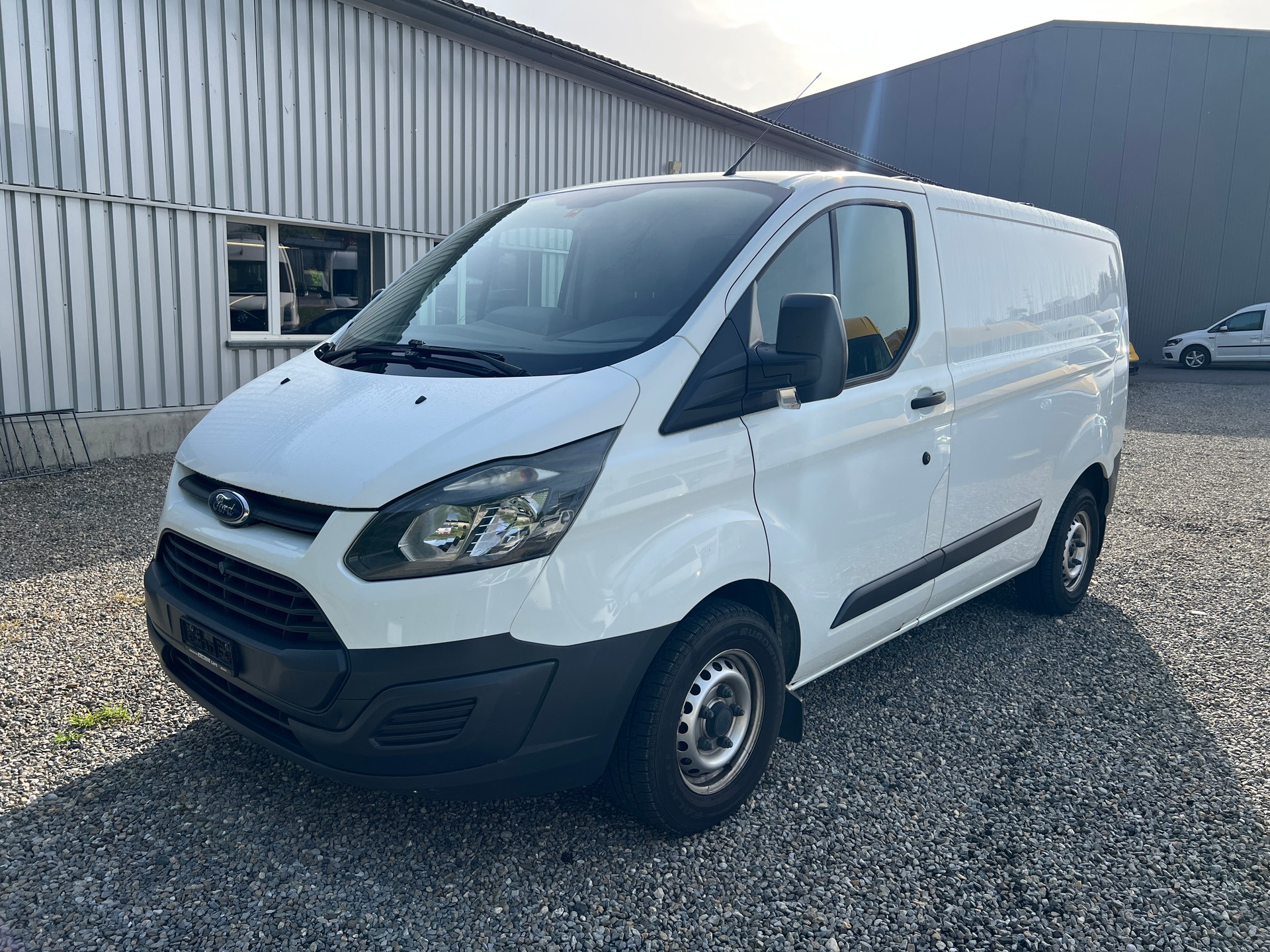 FORD Transit Custom Van 270 L1H1 Startup-image-0