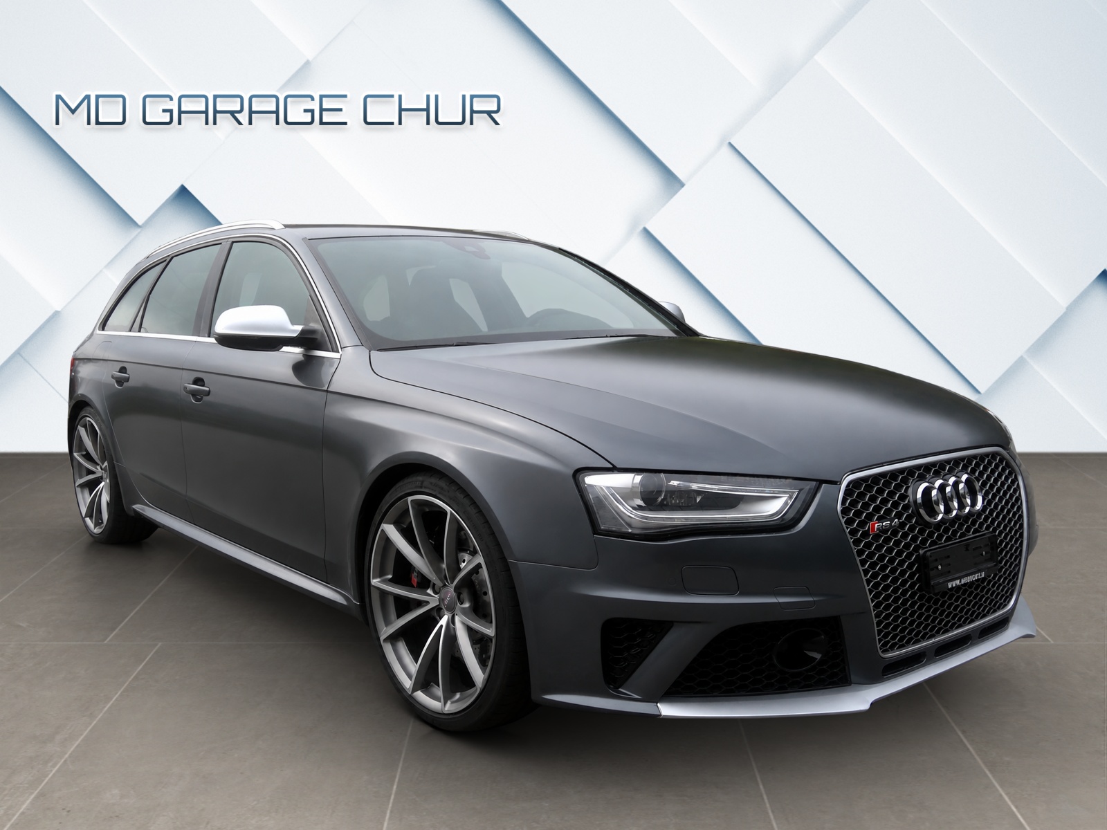 AUDI RS4 Avant 4.2 FSI V8 quattro S-tronic-image-9