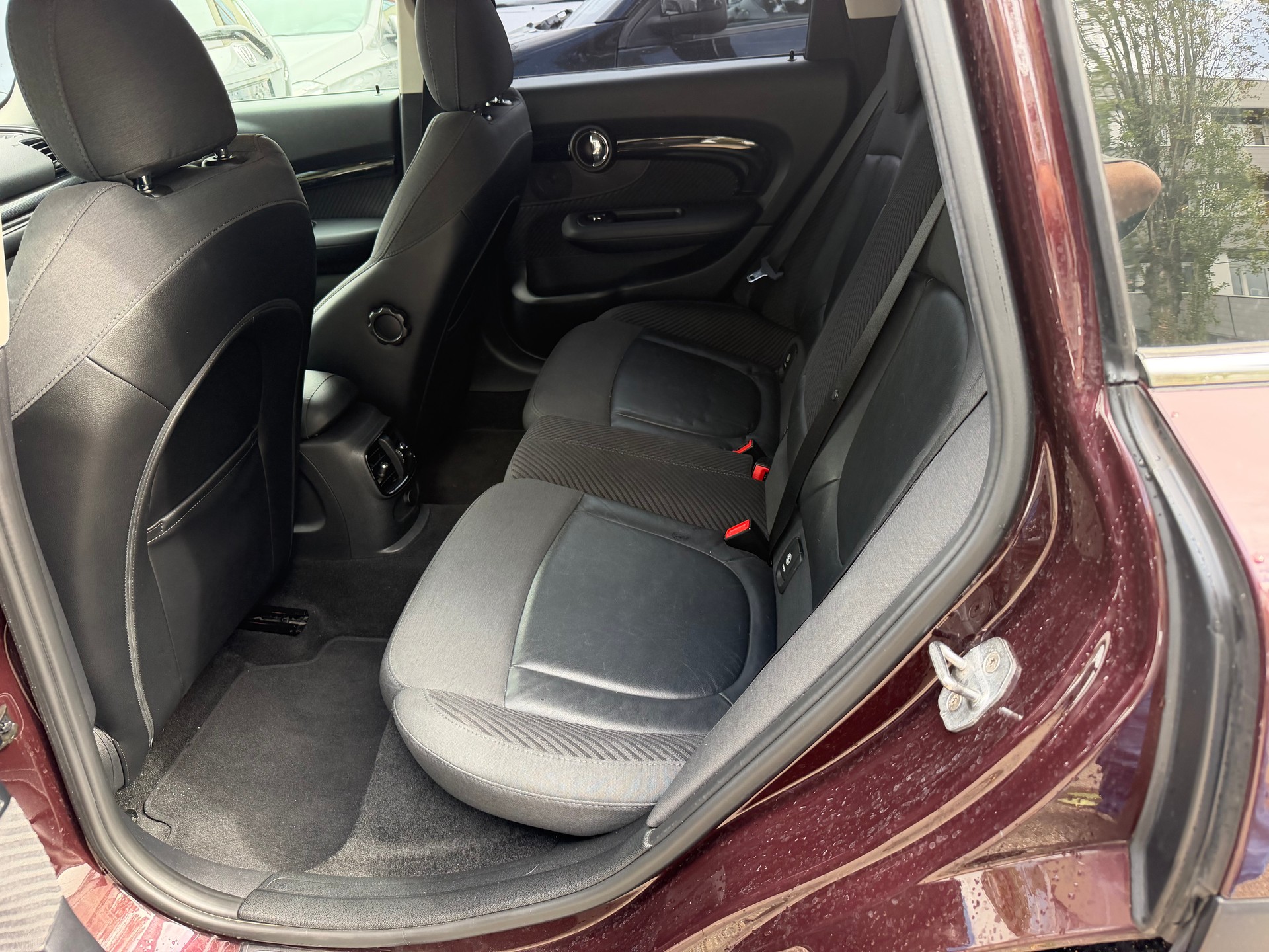 MINI Clubman Cooper S ALL4-image-13