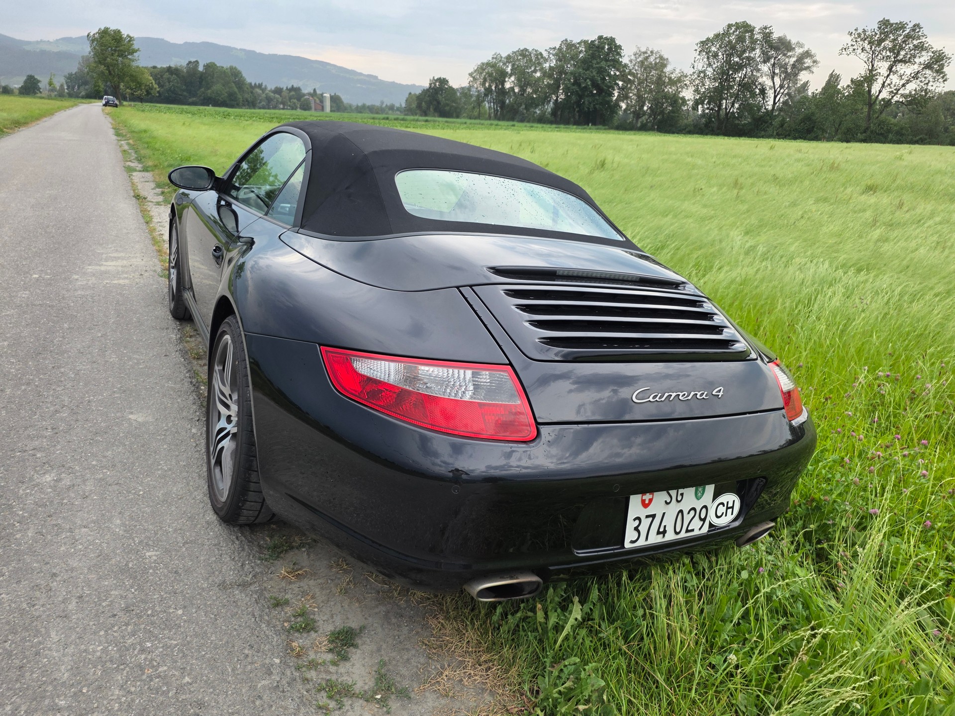 PORSCHE 3.6 Carrera 4-image-8