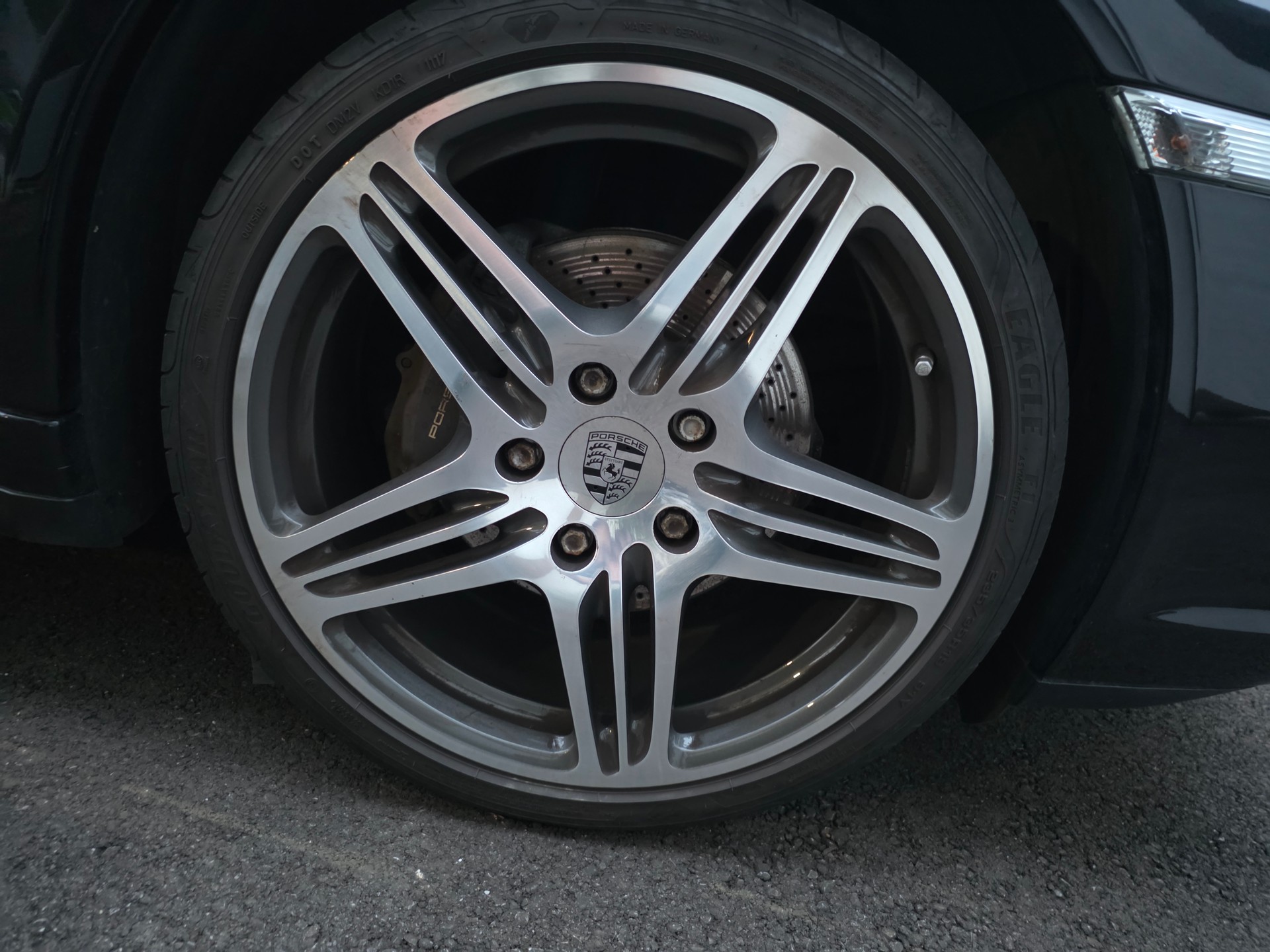 PORSCHE 3.6 Carrera 4-image-18