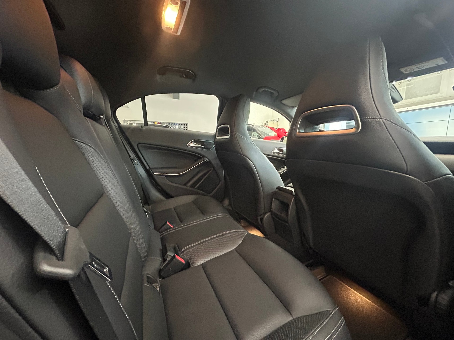 MERCEDES-BENZ A 45 AMG 4Matic Speedshift 7G-DCT-image-11