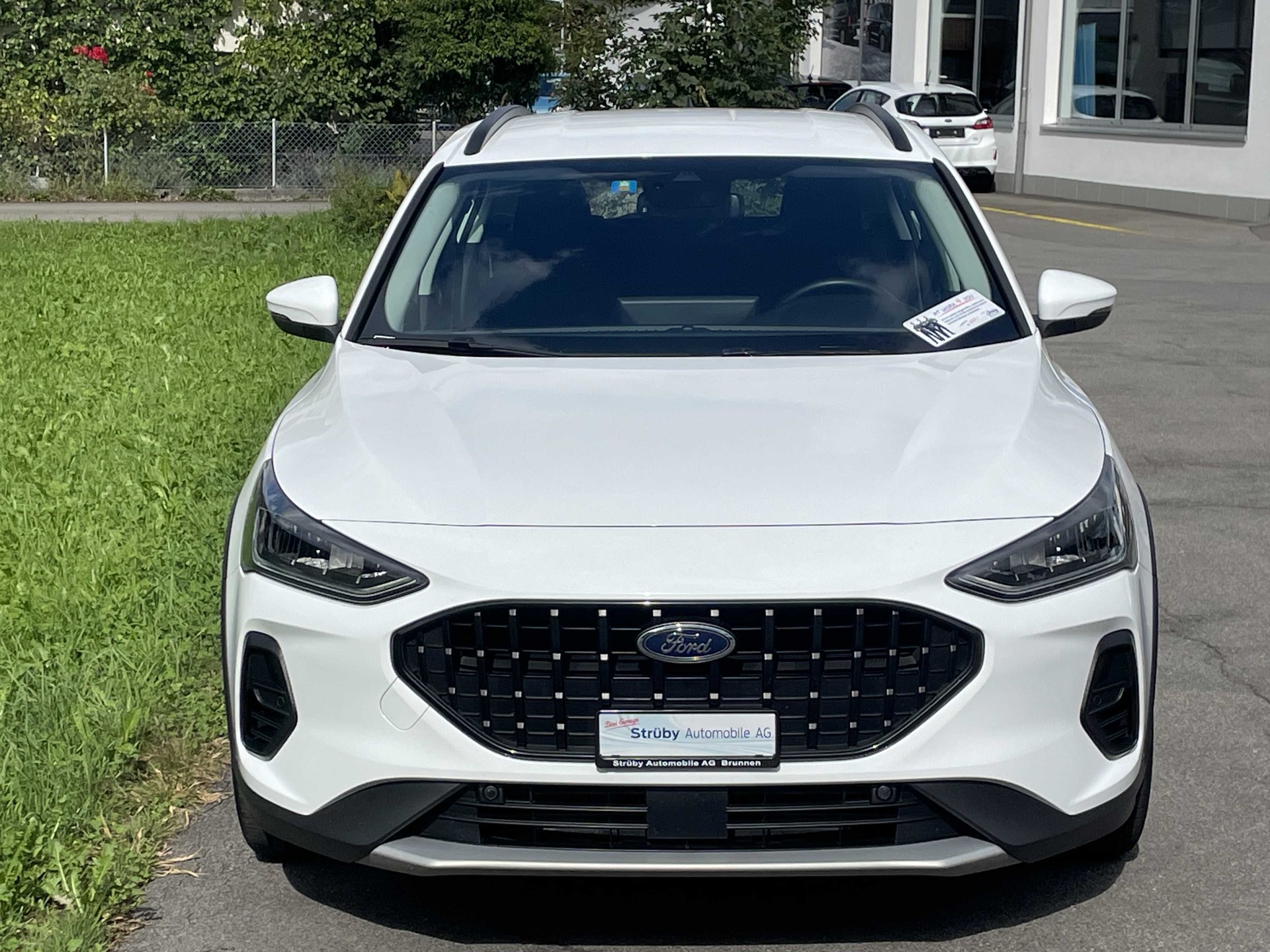FORD Focus 1.0i EcoB Hybrid 155PS Active-showroom-element-1