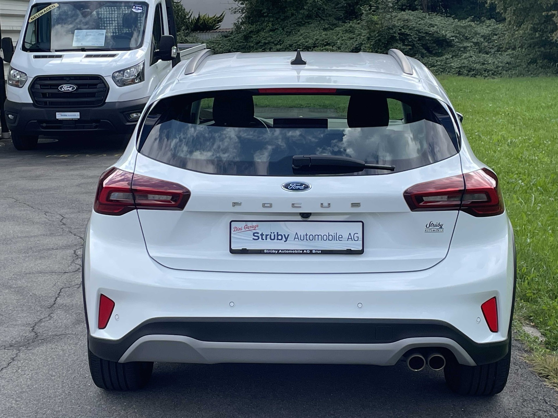 FORD Focus 1.0i EcoB Hybrid 155PS Active-image-4