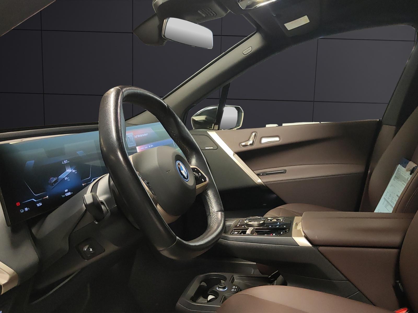 BMW iX I20 xDrive50-image-11