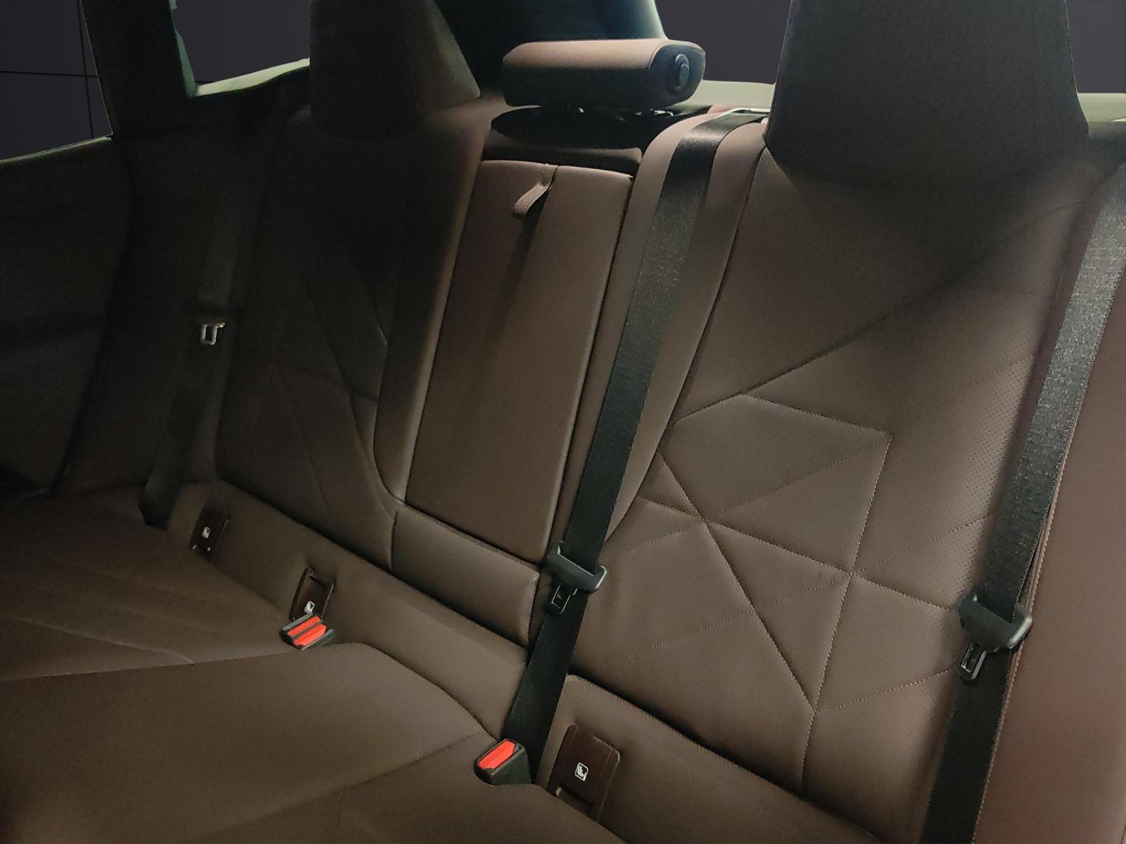 BMW iX I20 xDrive50-image-12