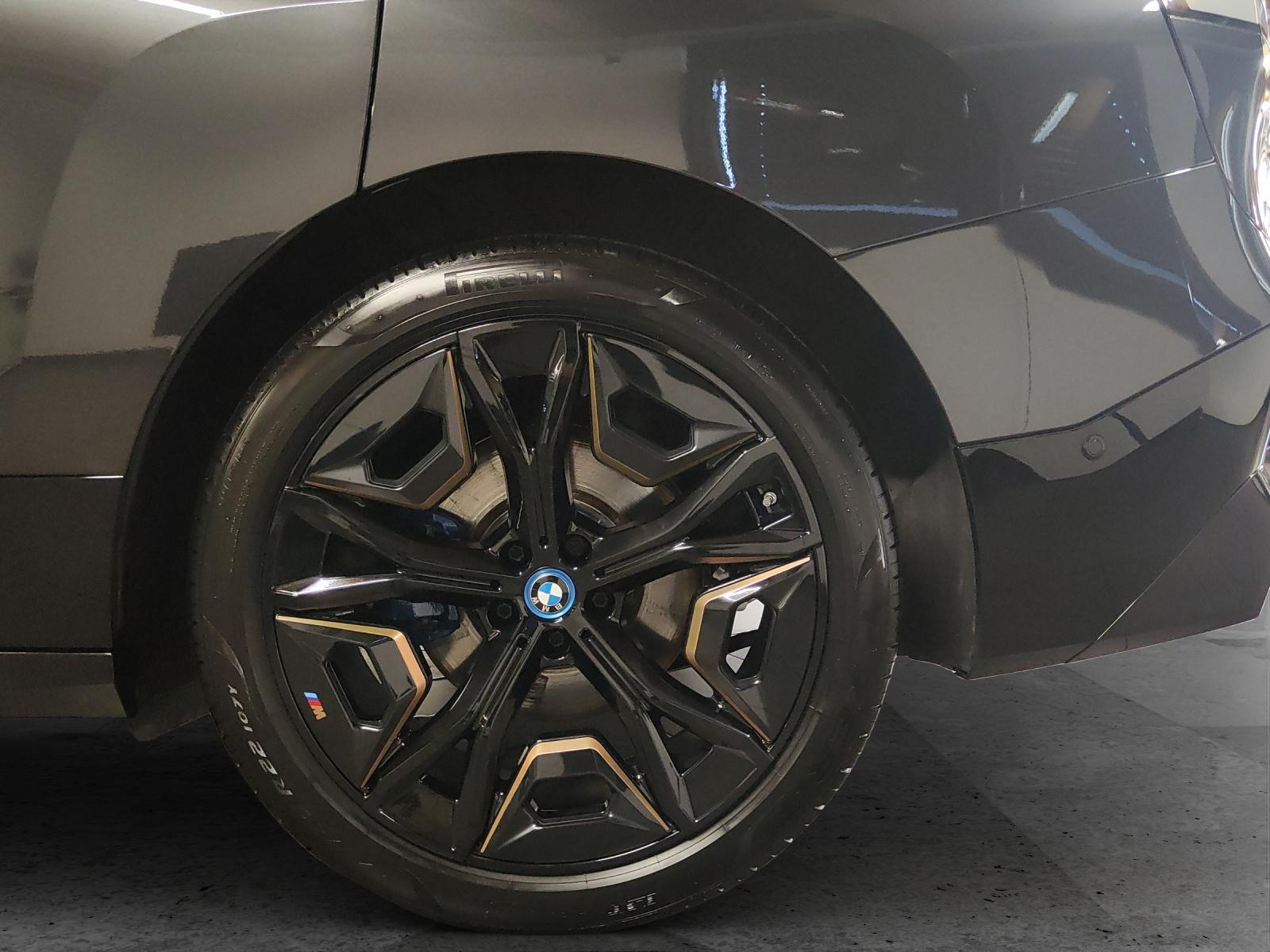 BMW iX I20 xDrive50-image-9
