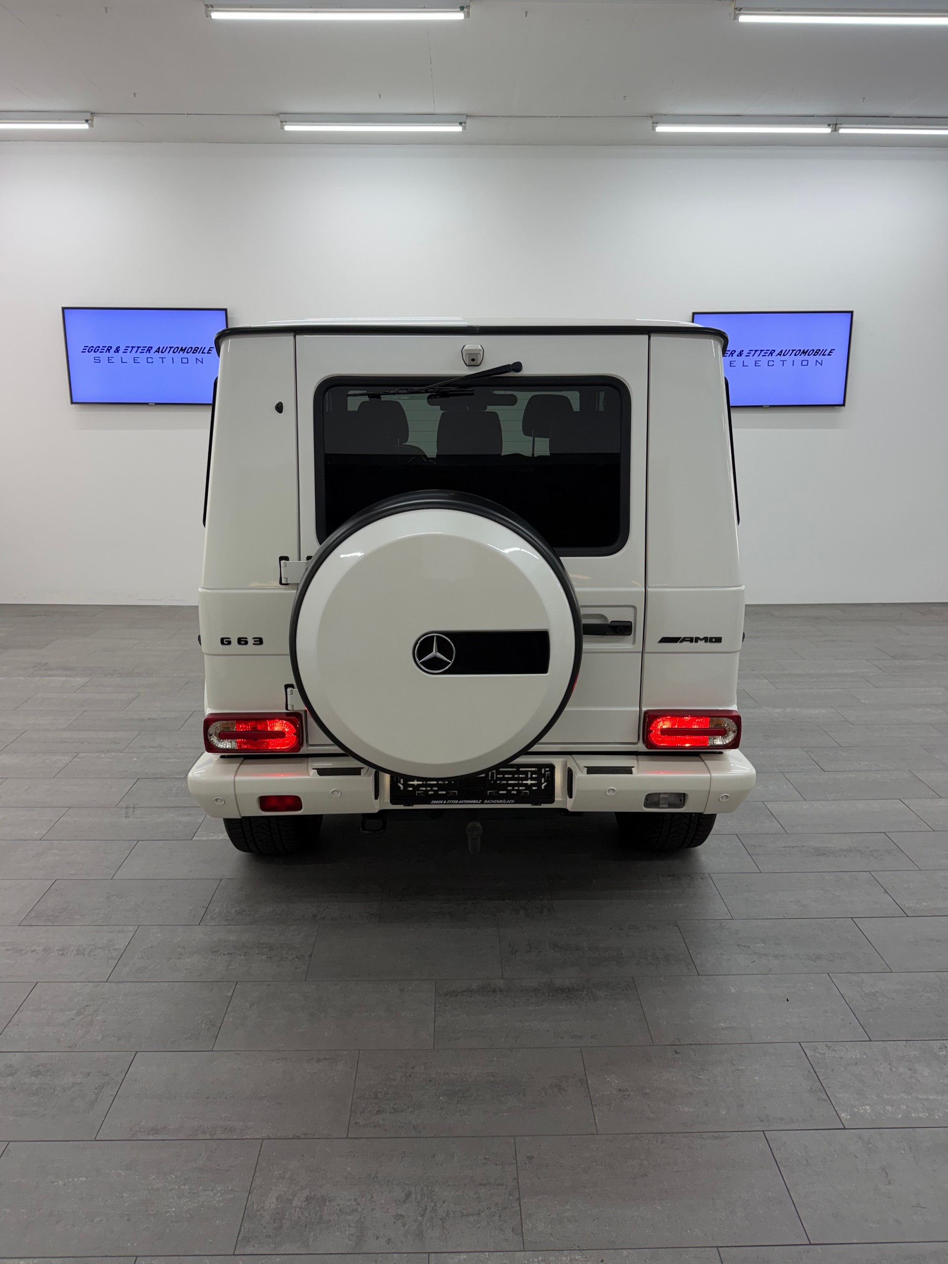 MERCEDES-BENZ G 63 AMG Automatic-image-4