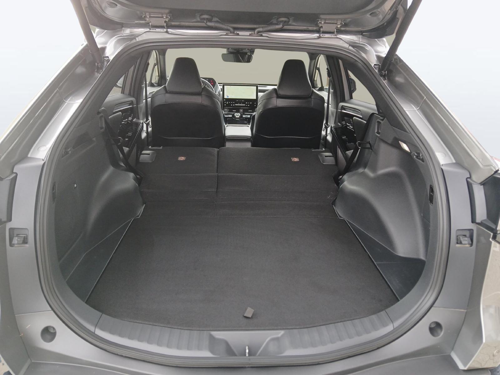 TOYOTA bZ4X Premium AWD-image-11