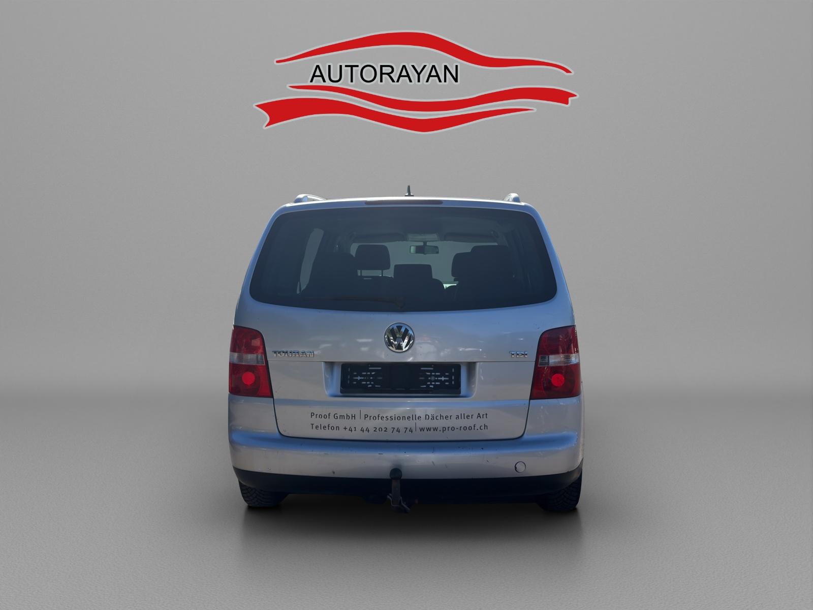 VW Touran 1.9 TDI Highline-image-3