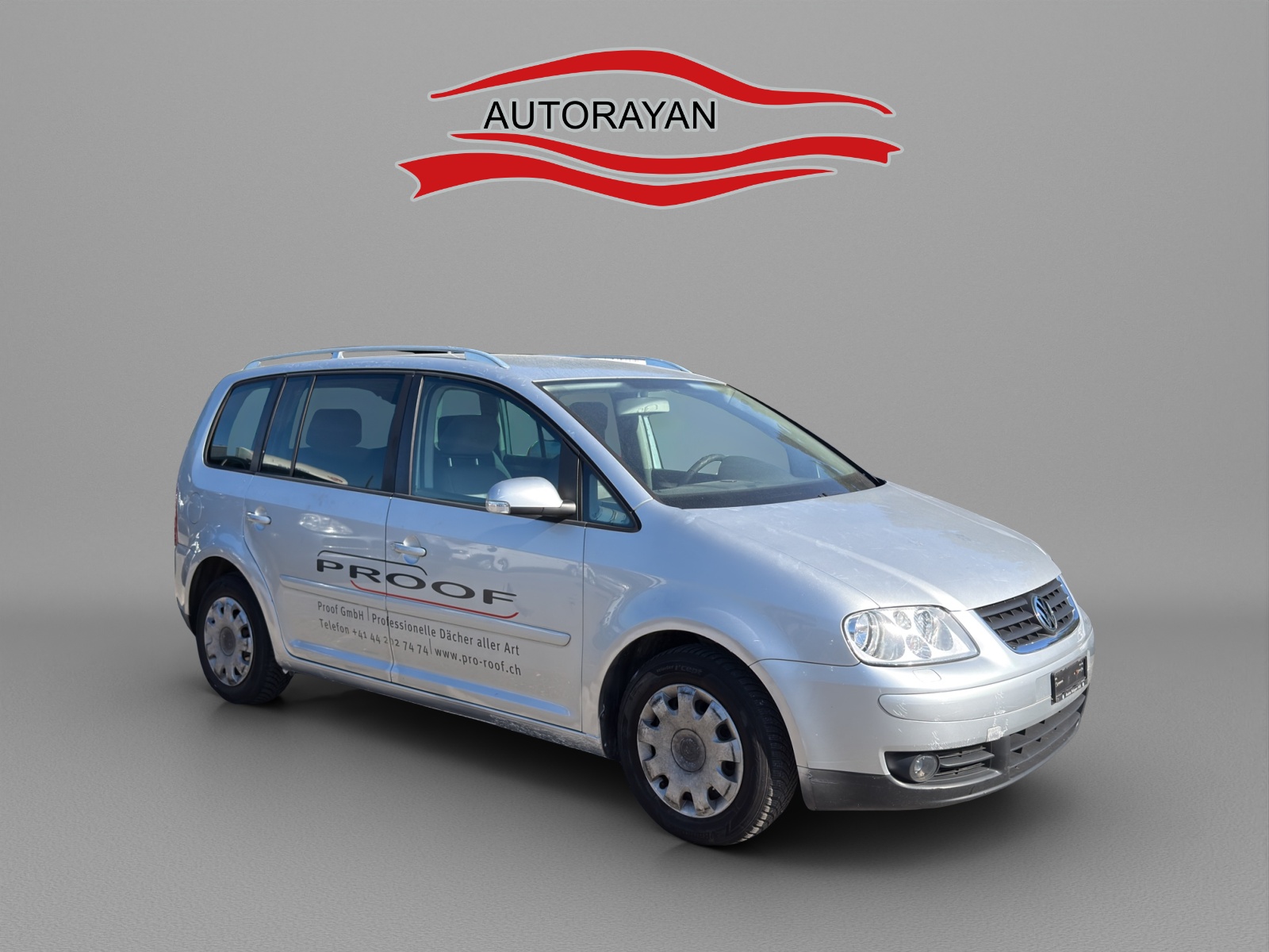 VW Touran 1.9 TDI Highline-image-2