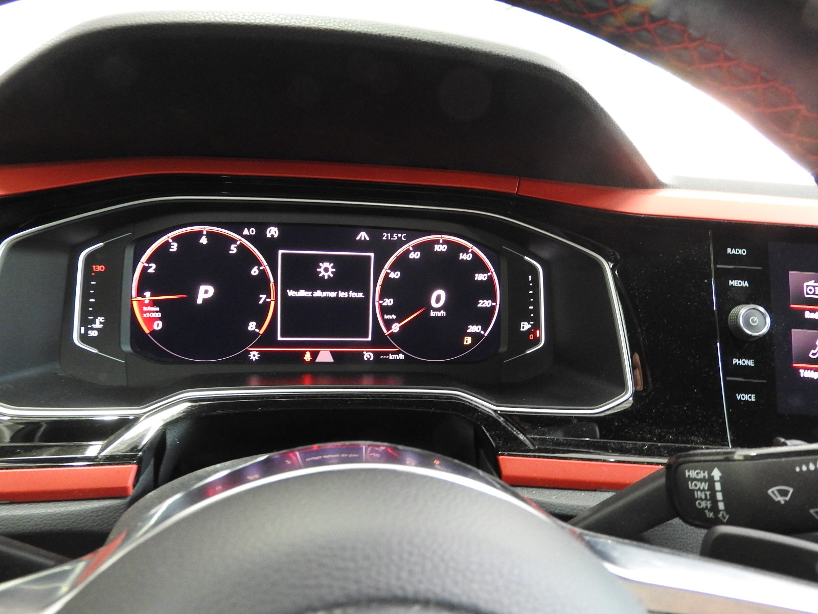 VW Polo 2.0 TSI GTI DSG-image-10