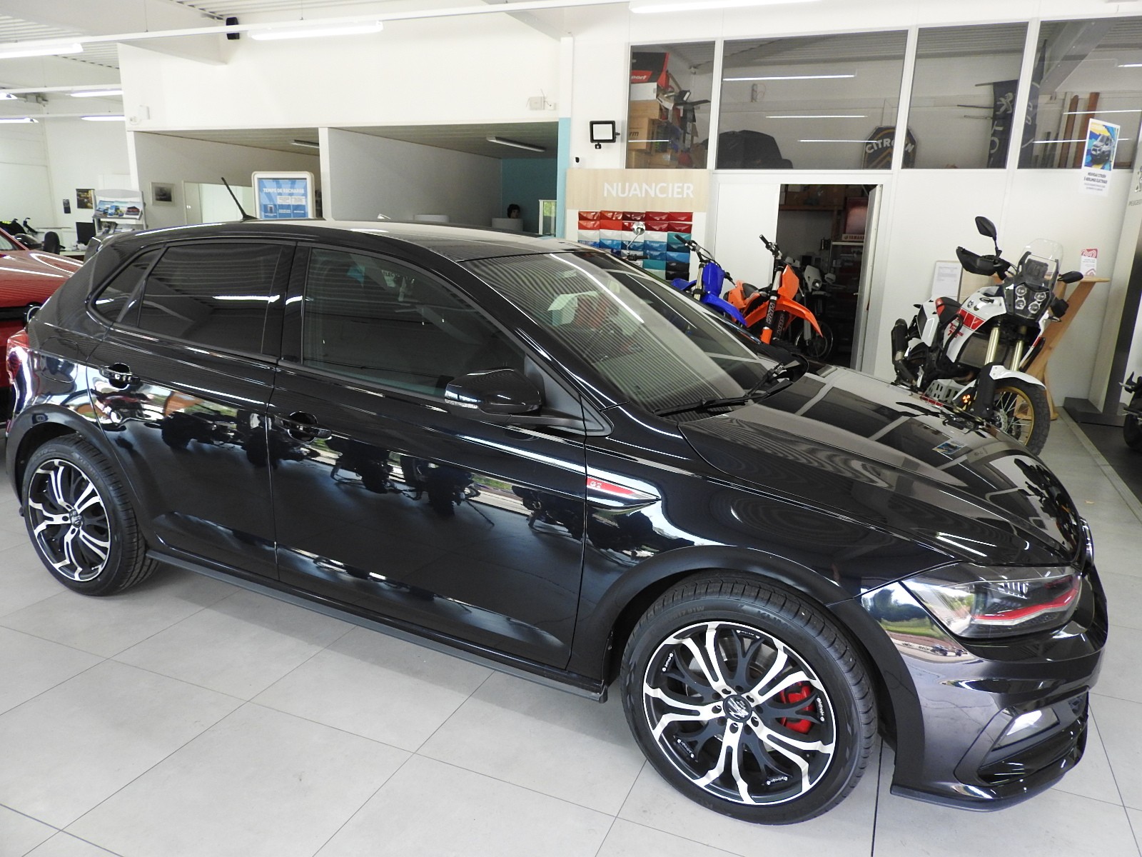 VW Polo 2.0 TSI GTI DSG-image-2