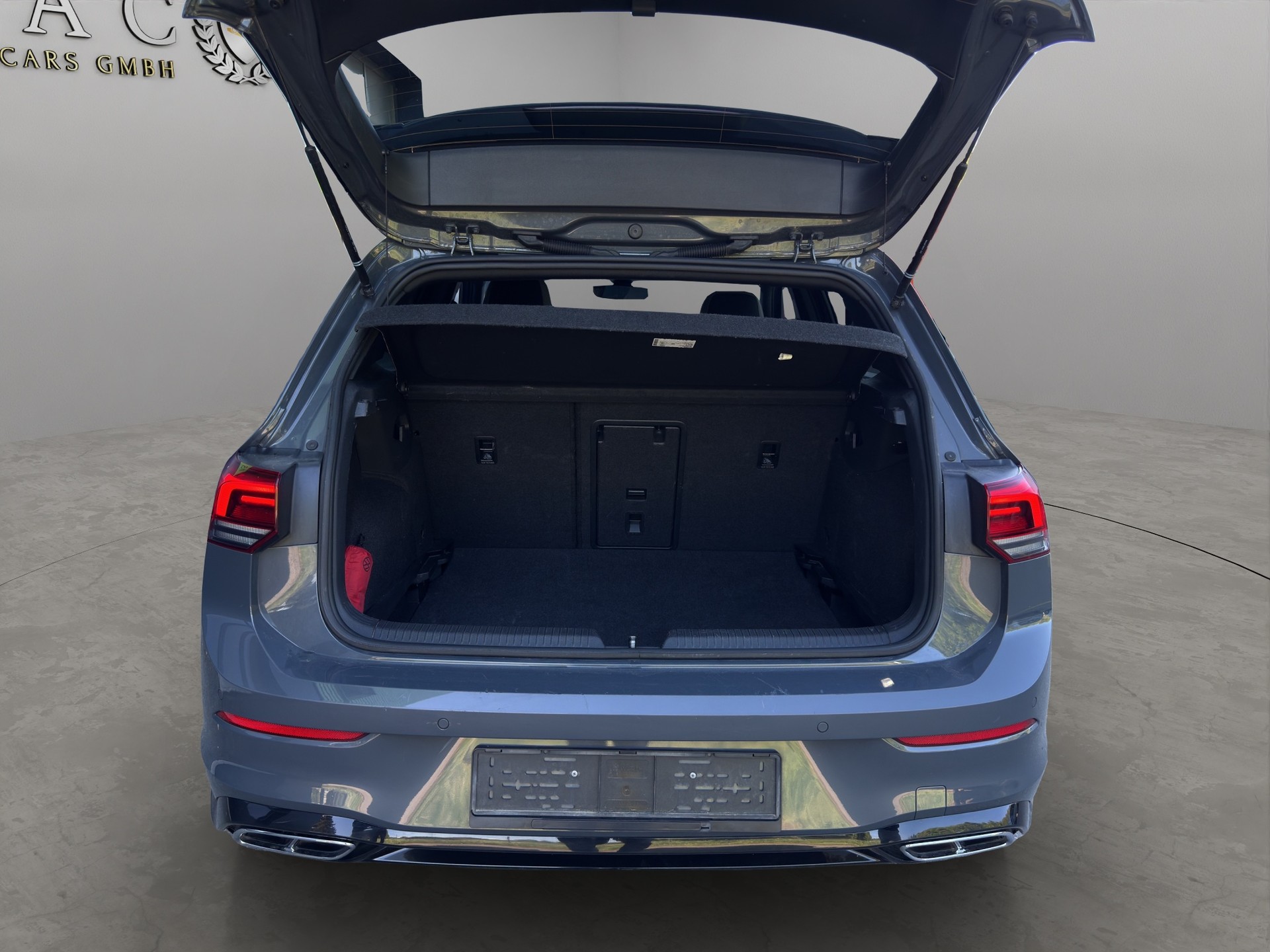 VW Golf 1.5 e TSI R-Line DSG-image-16