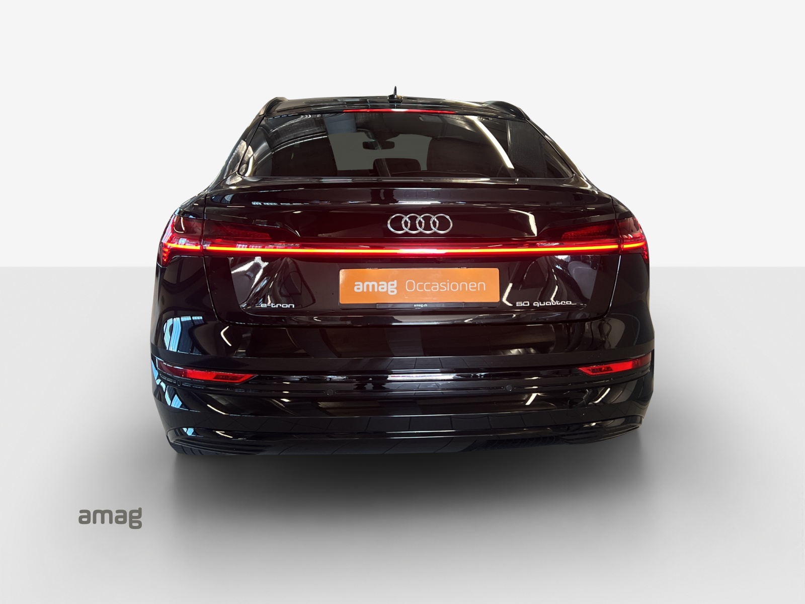 AUDI e-tron 50 Sportback Advanced quattro-image-4