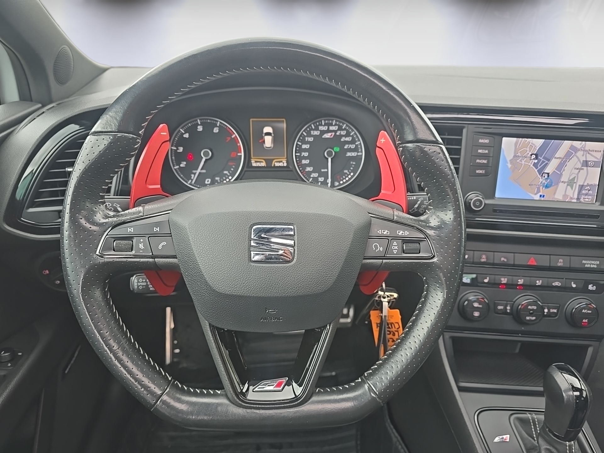 SEAT Leon 2.0 TSI Cupra 280 DSG-image-11