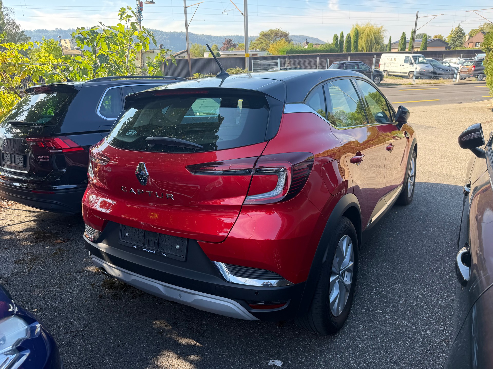 RENAULT Captur 1.3 TCe EDC Intens EDC-image-4