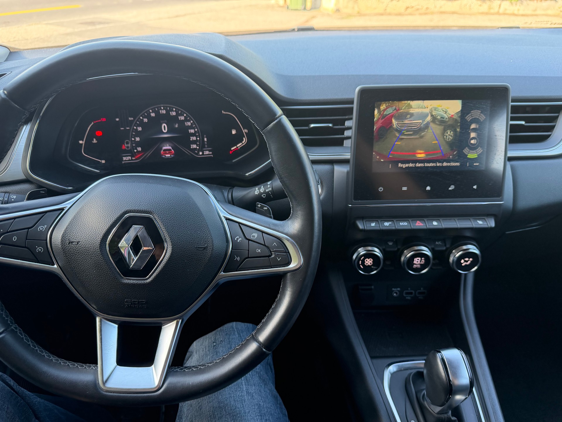 RENAULT Captur 1.3 TCe EDC Intens EDC-image-8