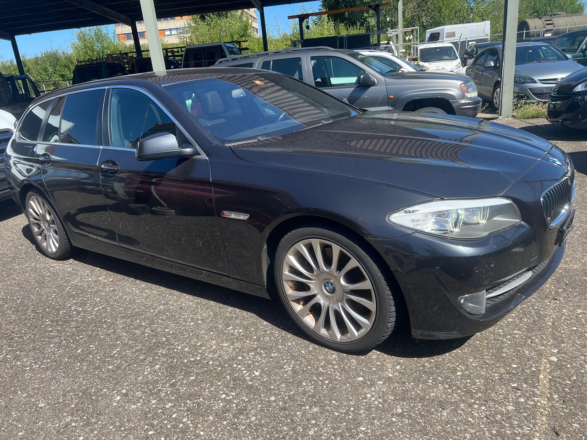 BMW 535i xDrive Touring Steptronic-image-5