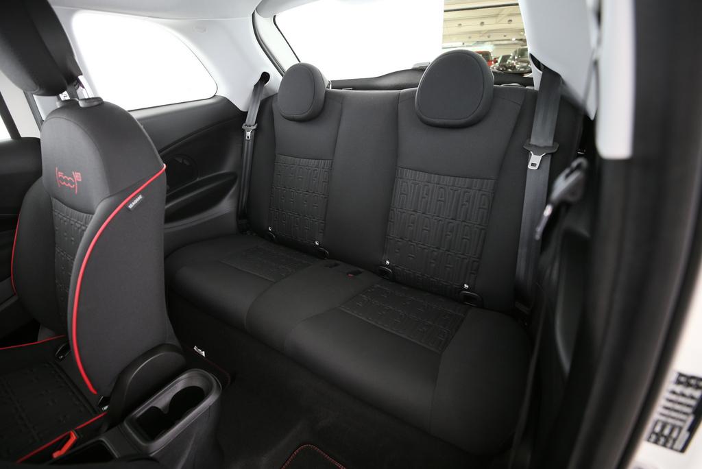 FIAT 500 Red-image-8