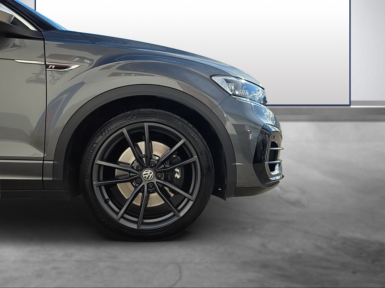 VW T-Roc 2.0 TSI R DSG 4Motion-image-14
