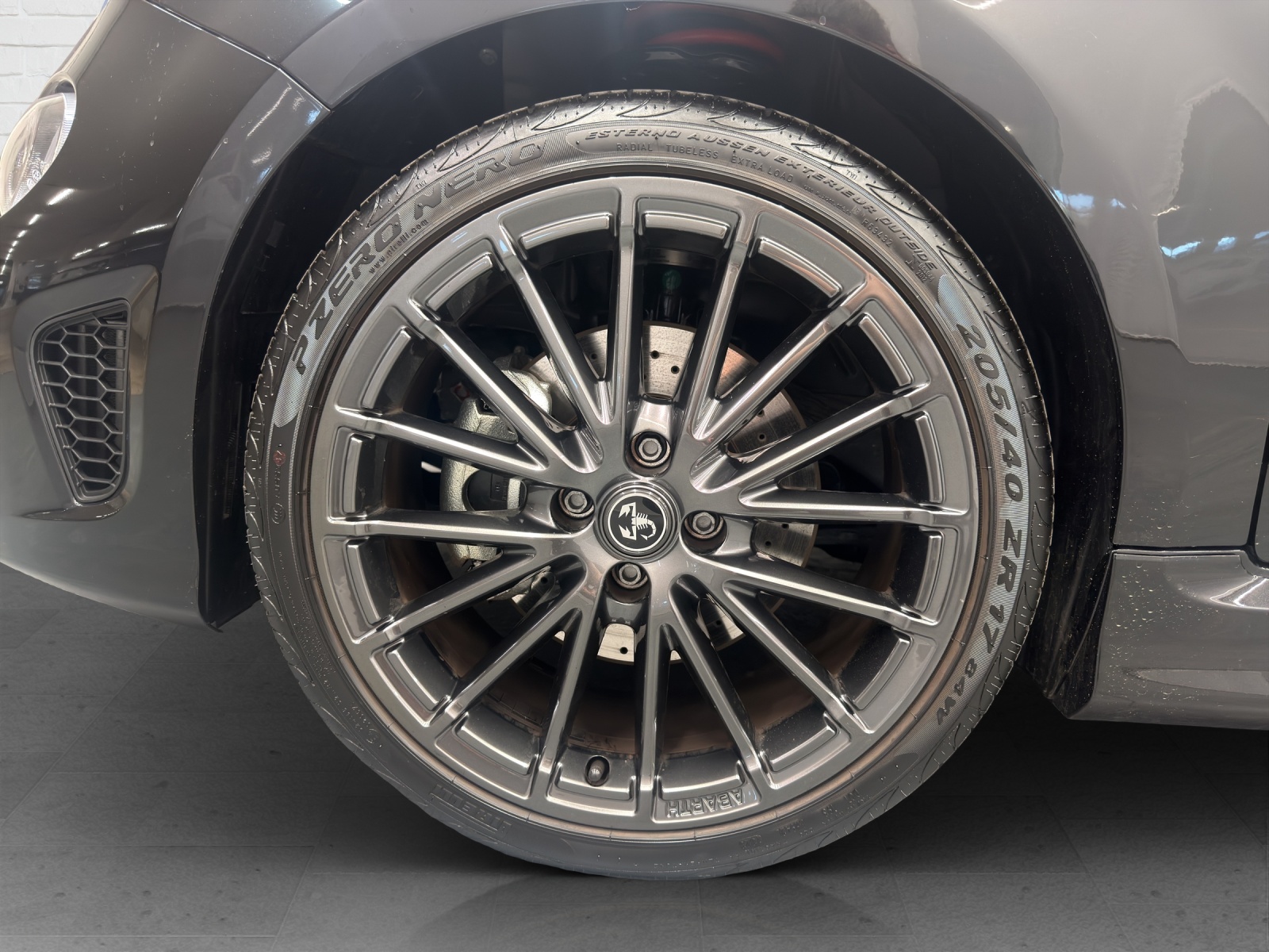 FIAT 595 Abarth 1.4 T-Jet 165 Premium-image-5