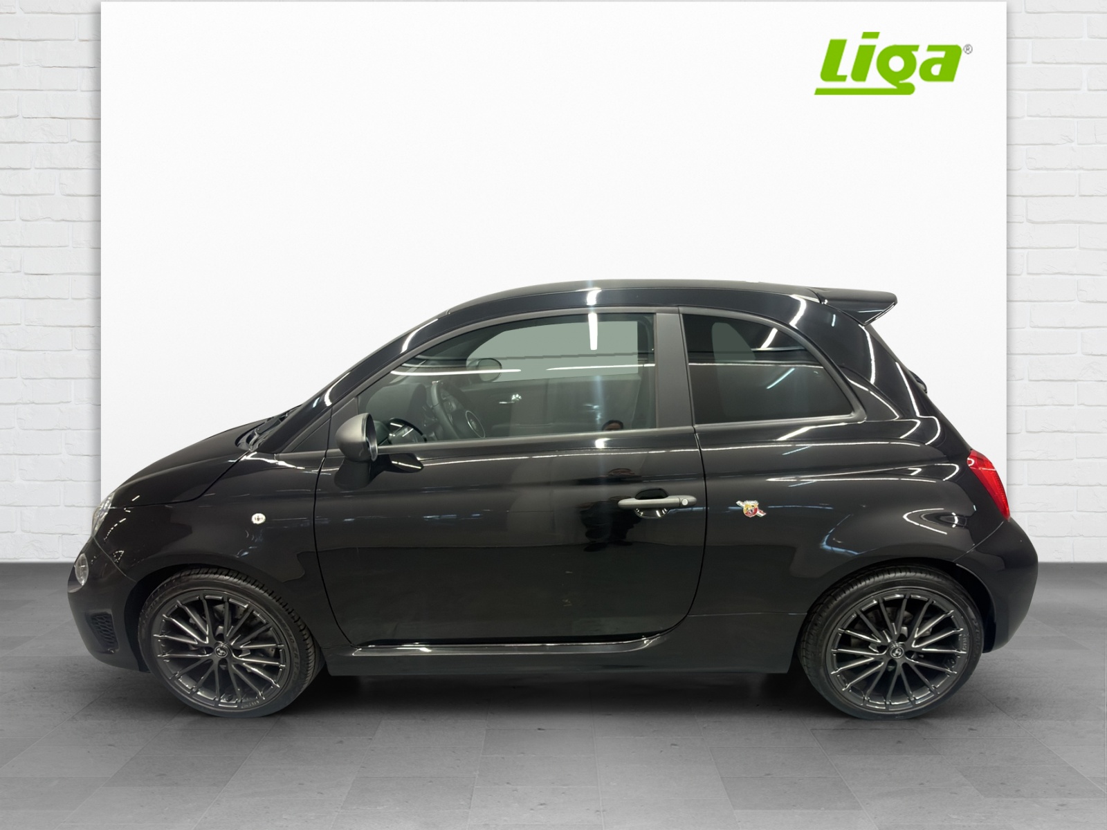 FIAT 595 Abarth 1.4 T-Jet 165 Premium-image-2
