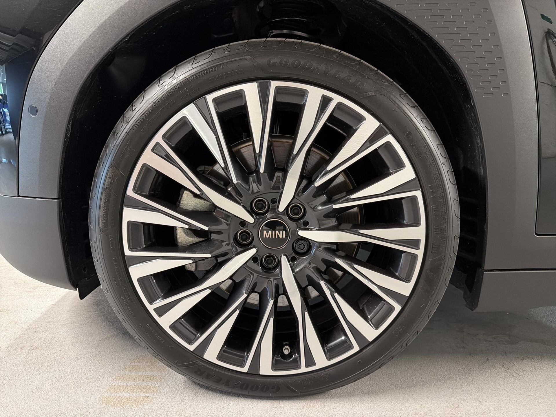 MINI Aceman SE-image-8