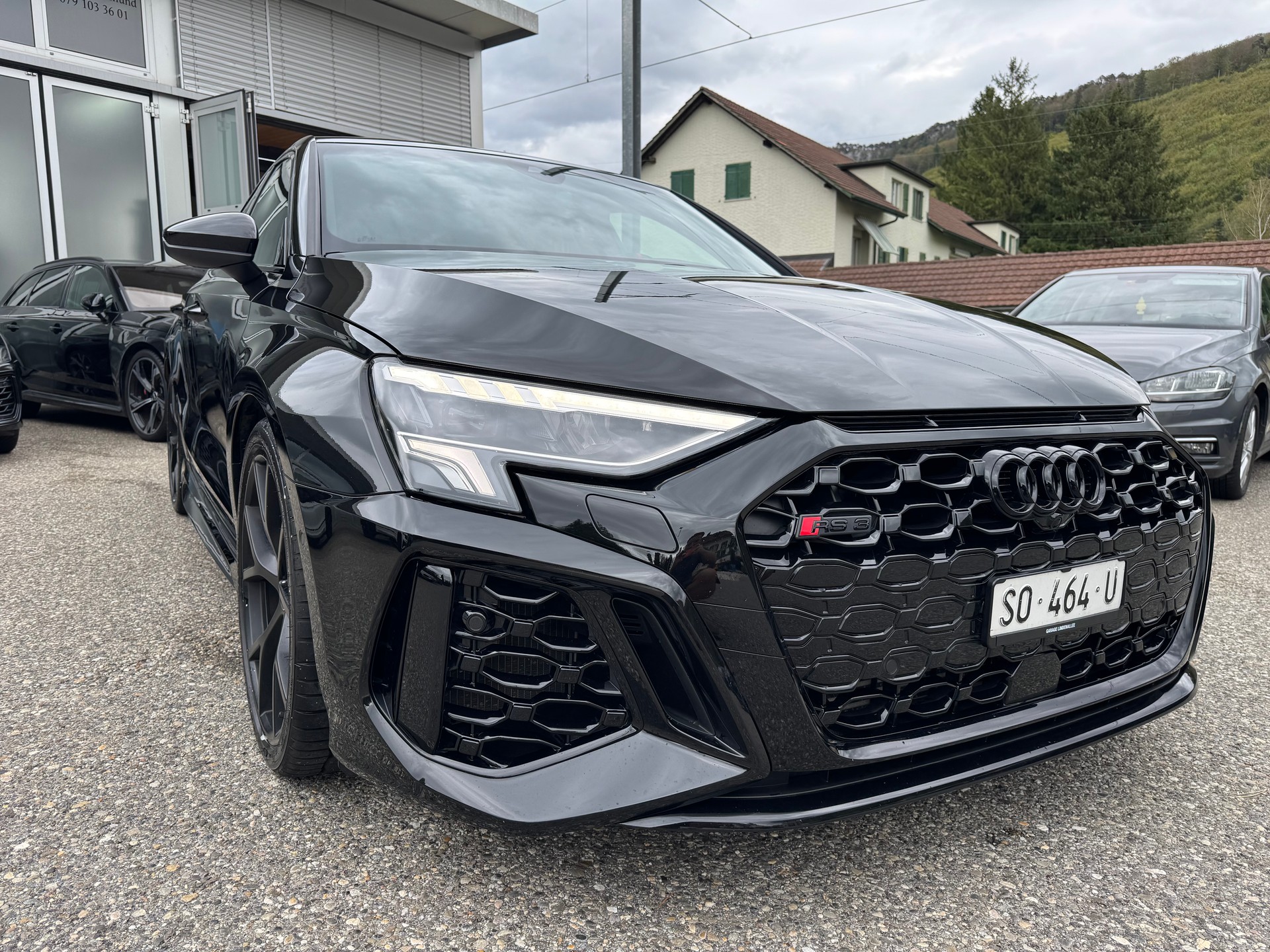 AUDI RS3 Sportback 2.5 TSI quattro S-tronic-image-4