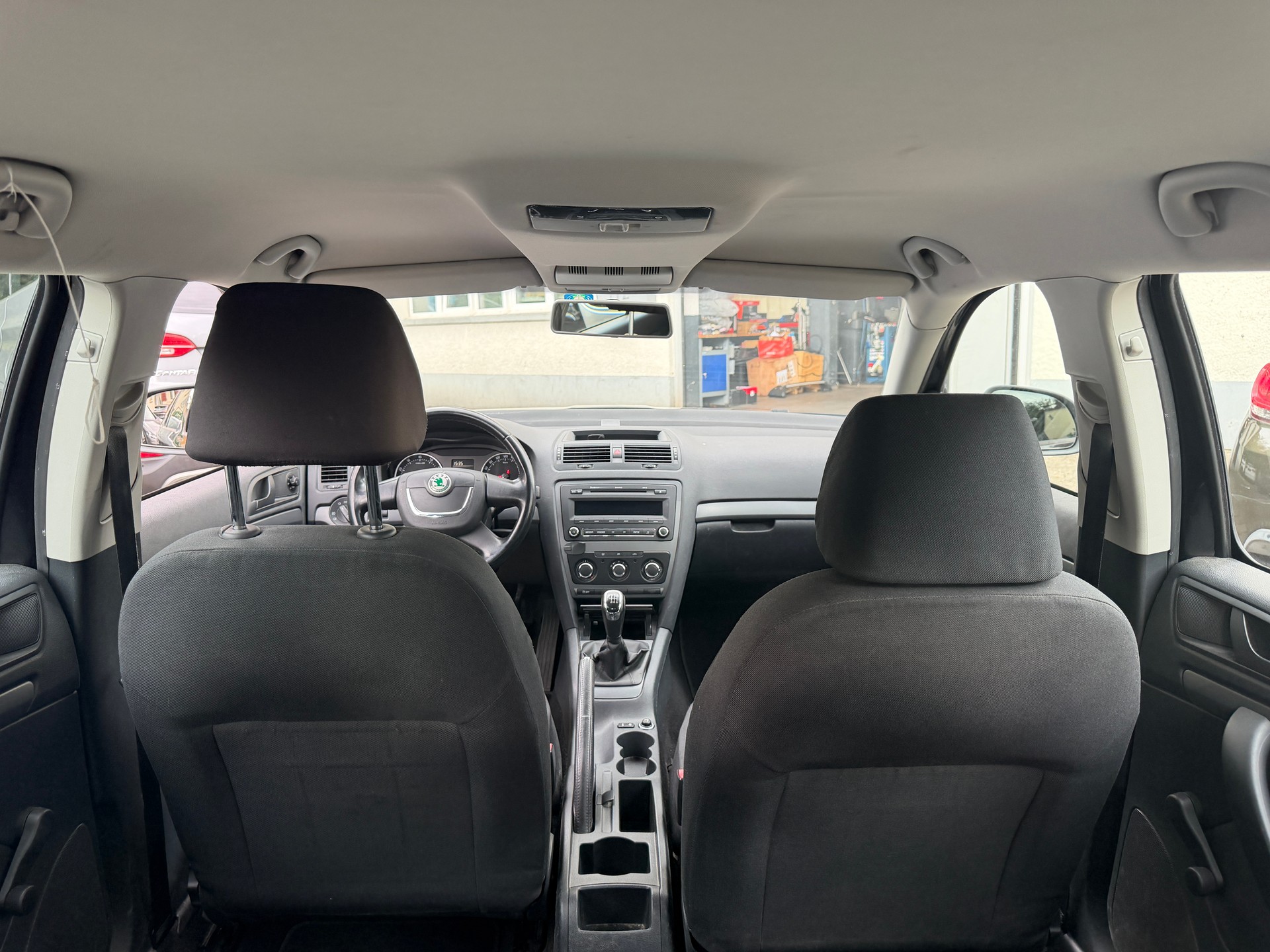 SKODA Octavia Combi 1.4 TSI Family MIT GARANTIE MÖGLICH-image-3