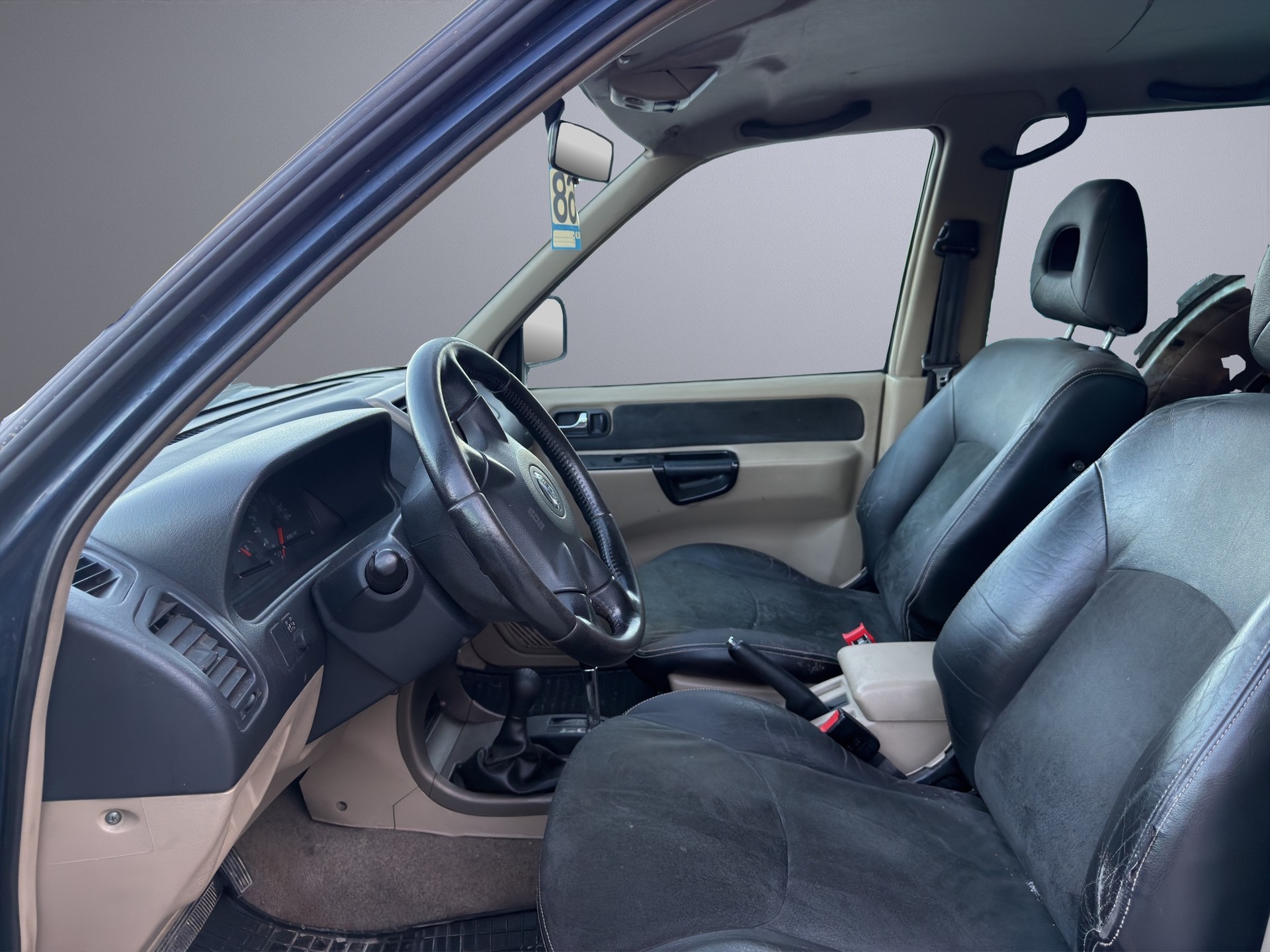 NISSAN Terrano 3.0 Di Elegance Wagon-image-7