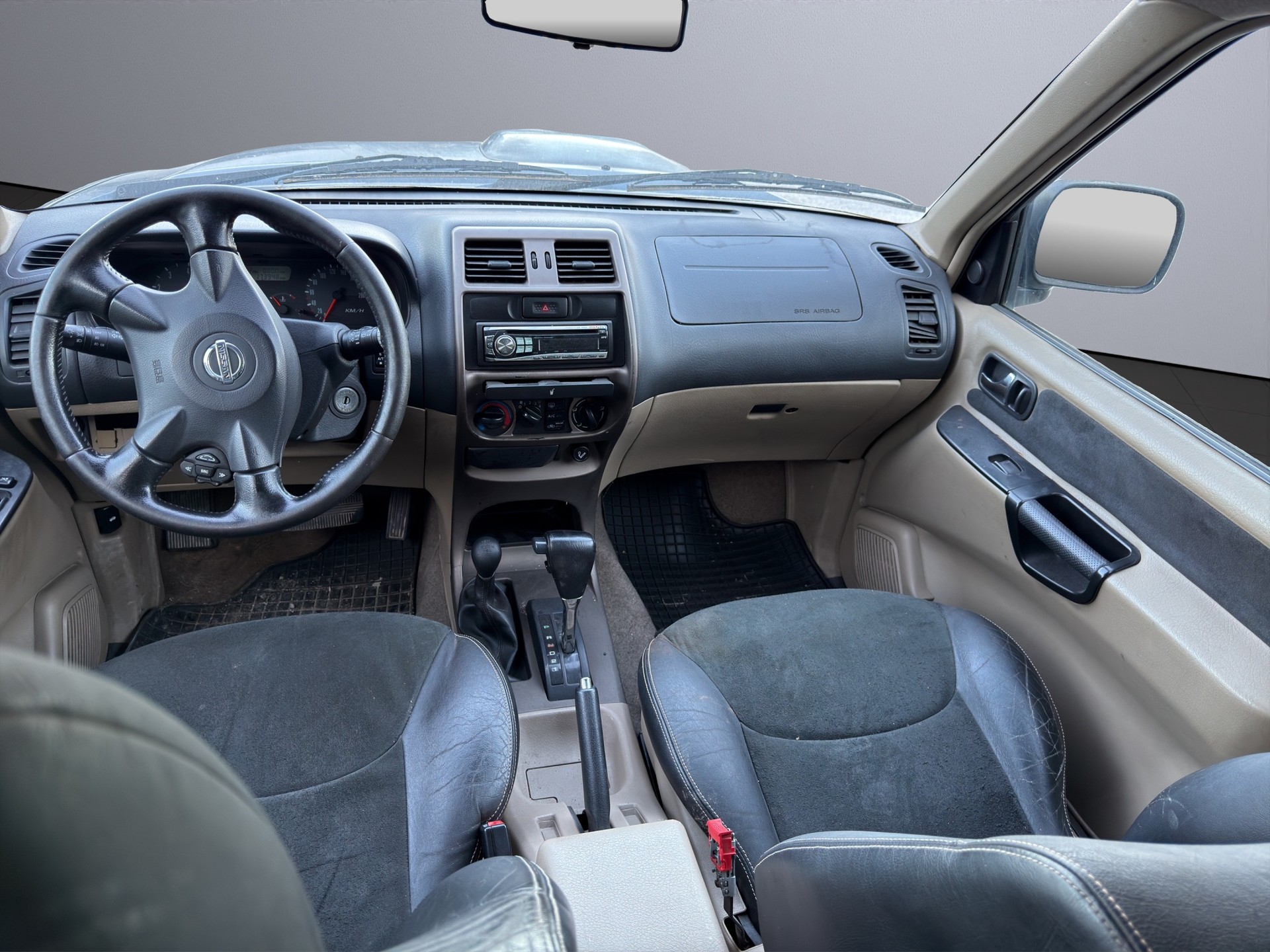 NISSAN Terrano 3.0 Di Elegance Wagon-image-8