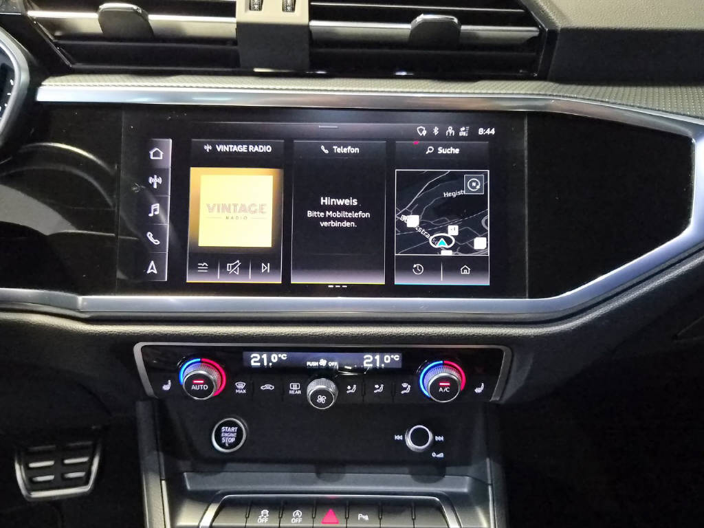 AUDI Q3 2.0 40 TFSI S line quattro S-Tronic-image-9