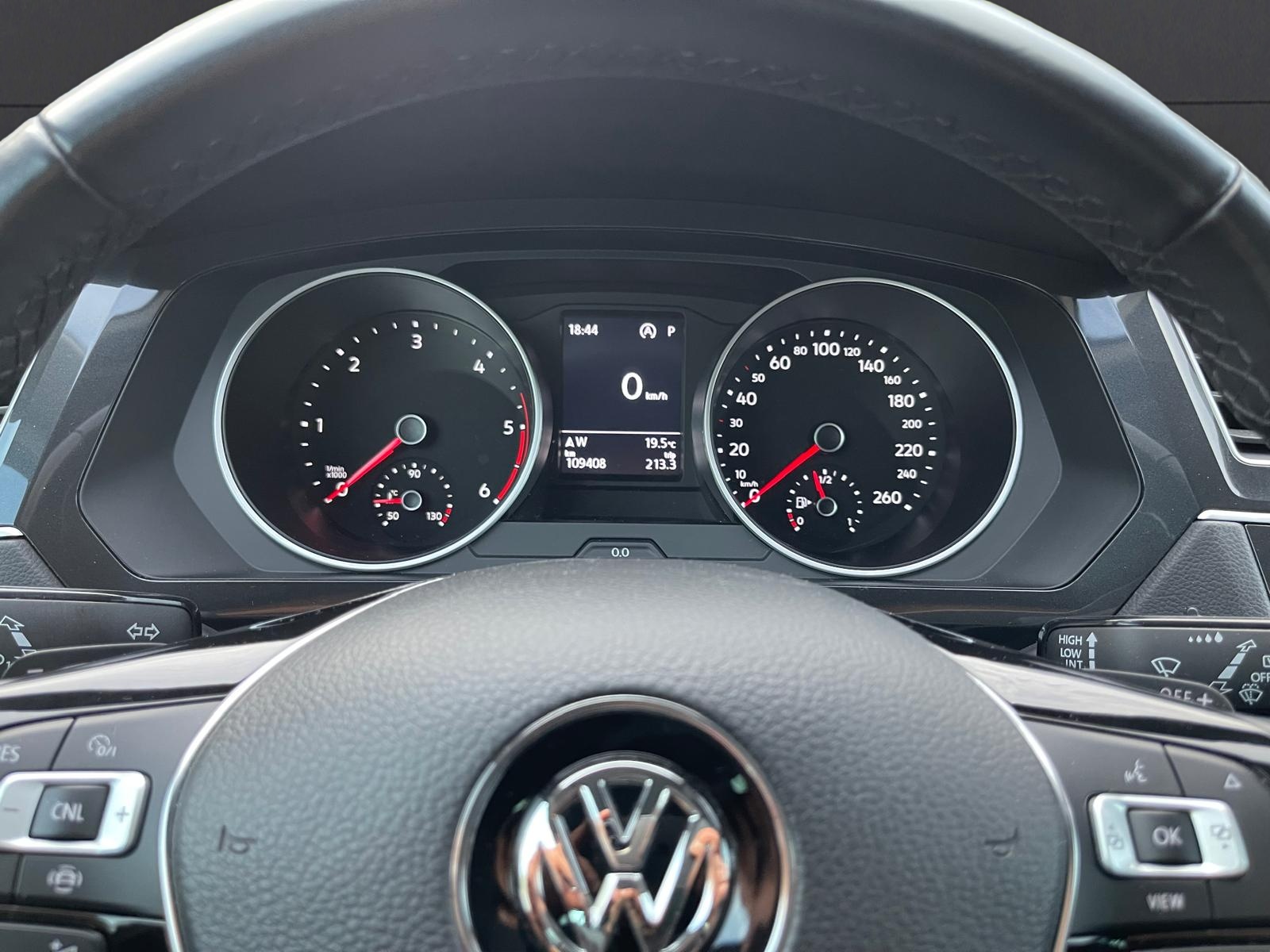 VW Tiguan 2.0 TDI SCR Trendline 4Motion DSG-image-19