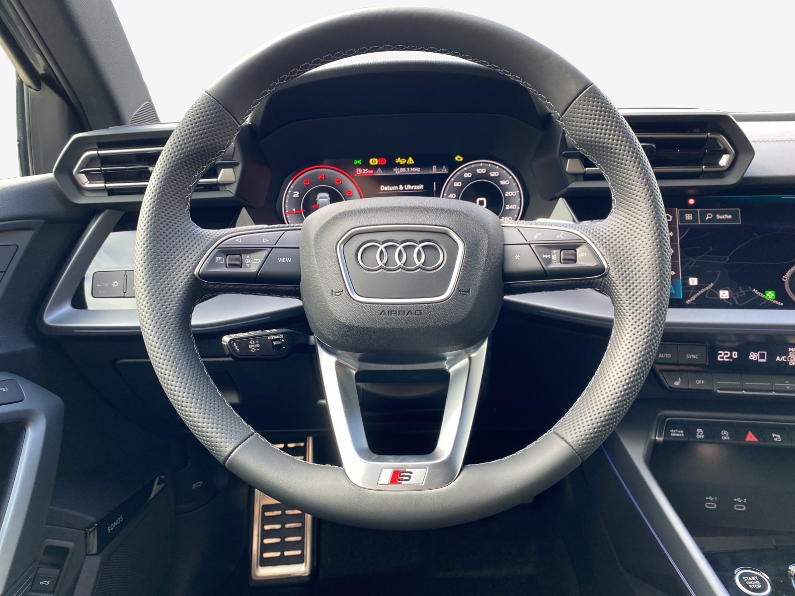 AUDI A3 Limousine TFSI 110 kW S Line Attraction S tronic-image-9