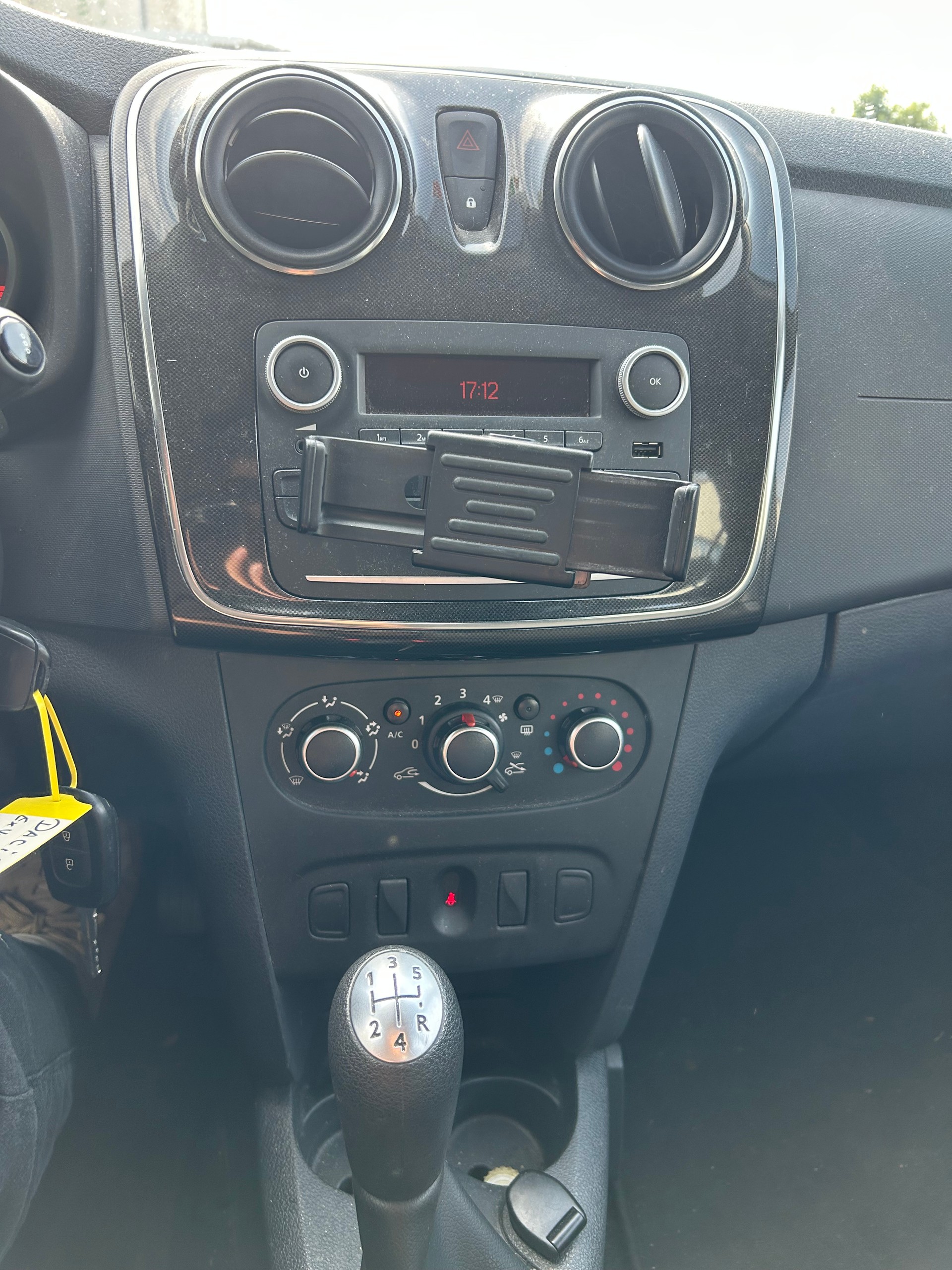 DACIA Sandero TCe 90 Ambiance-image-7