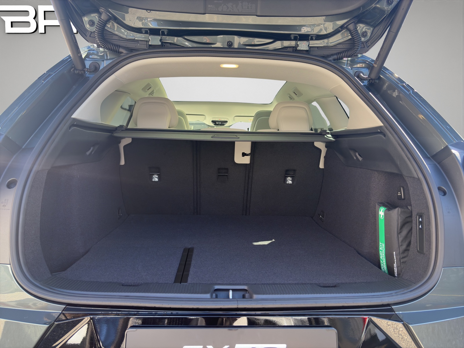 VOLVO EX60 Twin Ultra AWD-image-13