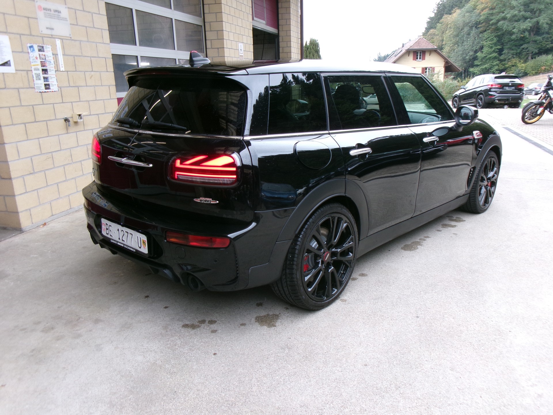 MINI Clubman Cooper John Cooper Works ALL4 Steptronic-image-2