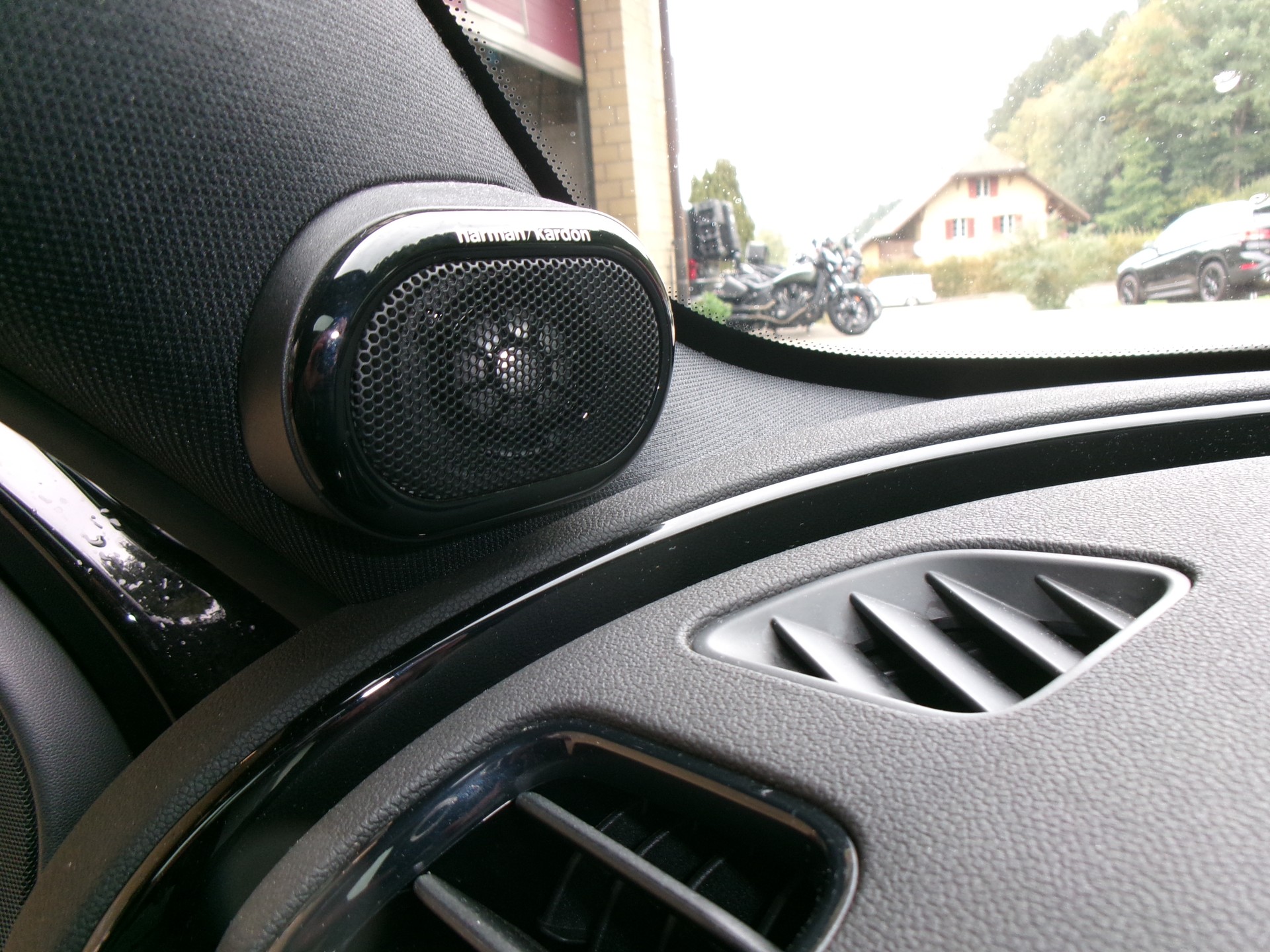 MINI Clubman Cooper John Cooper Works ALL4 Steptronic-image-11