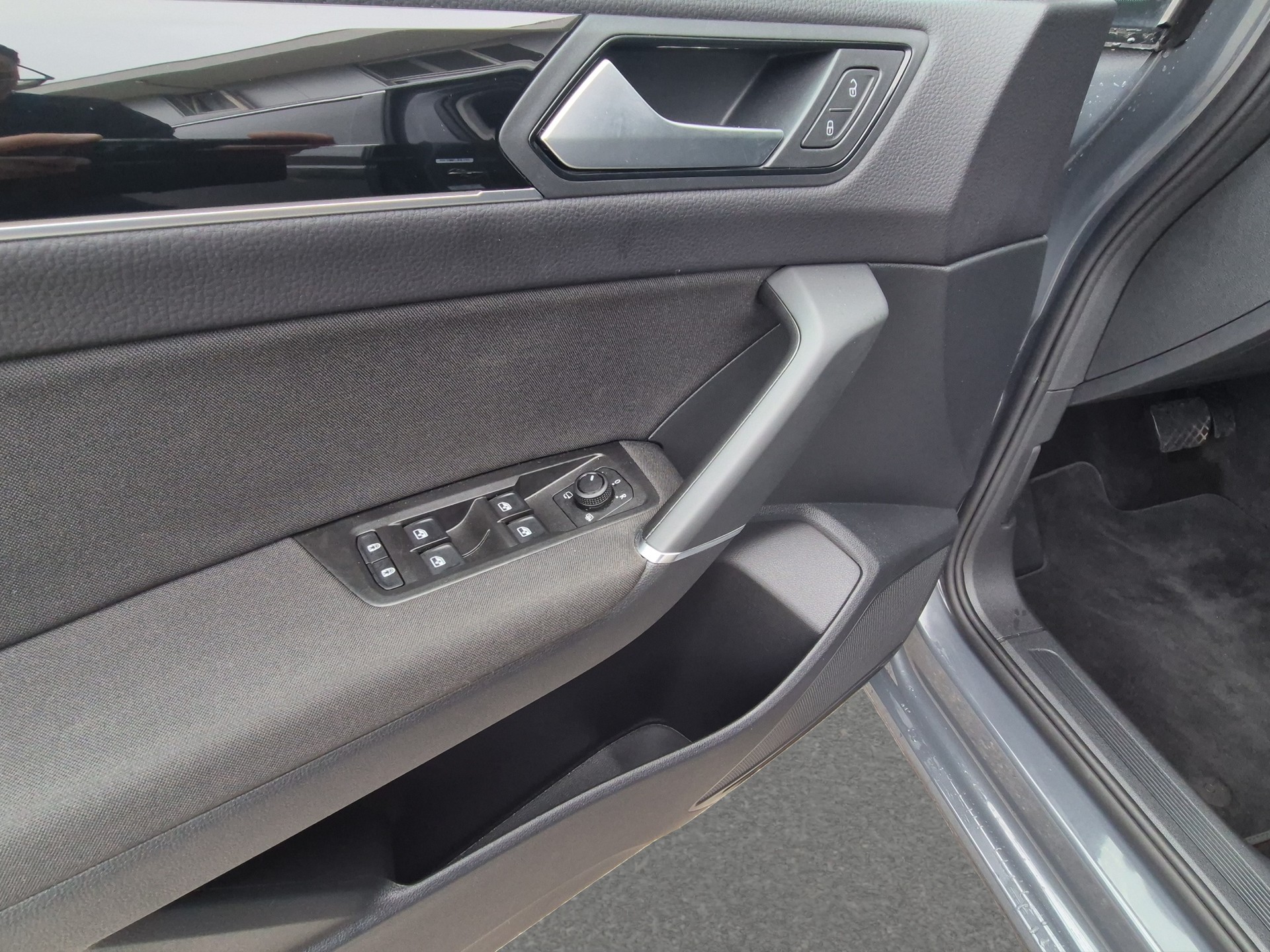 VW Touran 1.5 TSI EVO Comfortline DSG-image-9