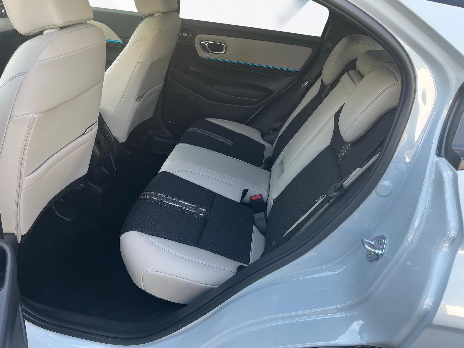 HONDA HR-V 1.5 i-MMD Advance Style Plus, Honda Aktionsleasing 1.9%, 8 Jahre Garantie-image-11