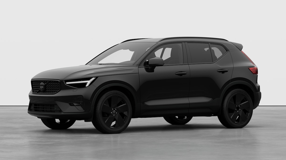 VOLVO XC40 2.0 B4 MH Black Edition-image-0