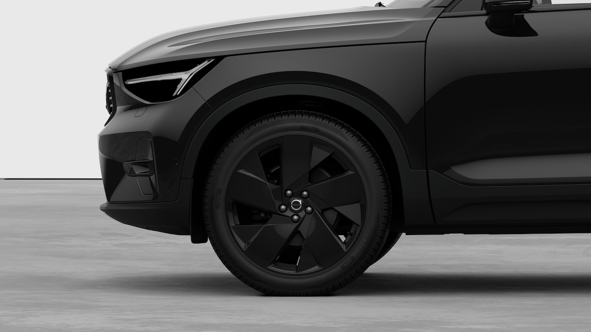 VOLVO XC40 2.0 B4 MH Black Edition-image-7
