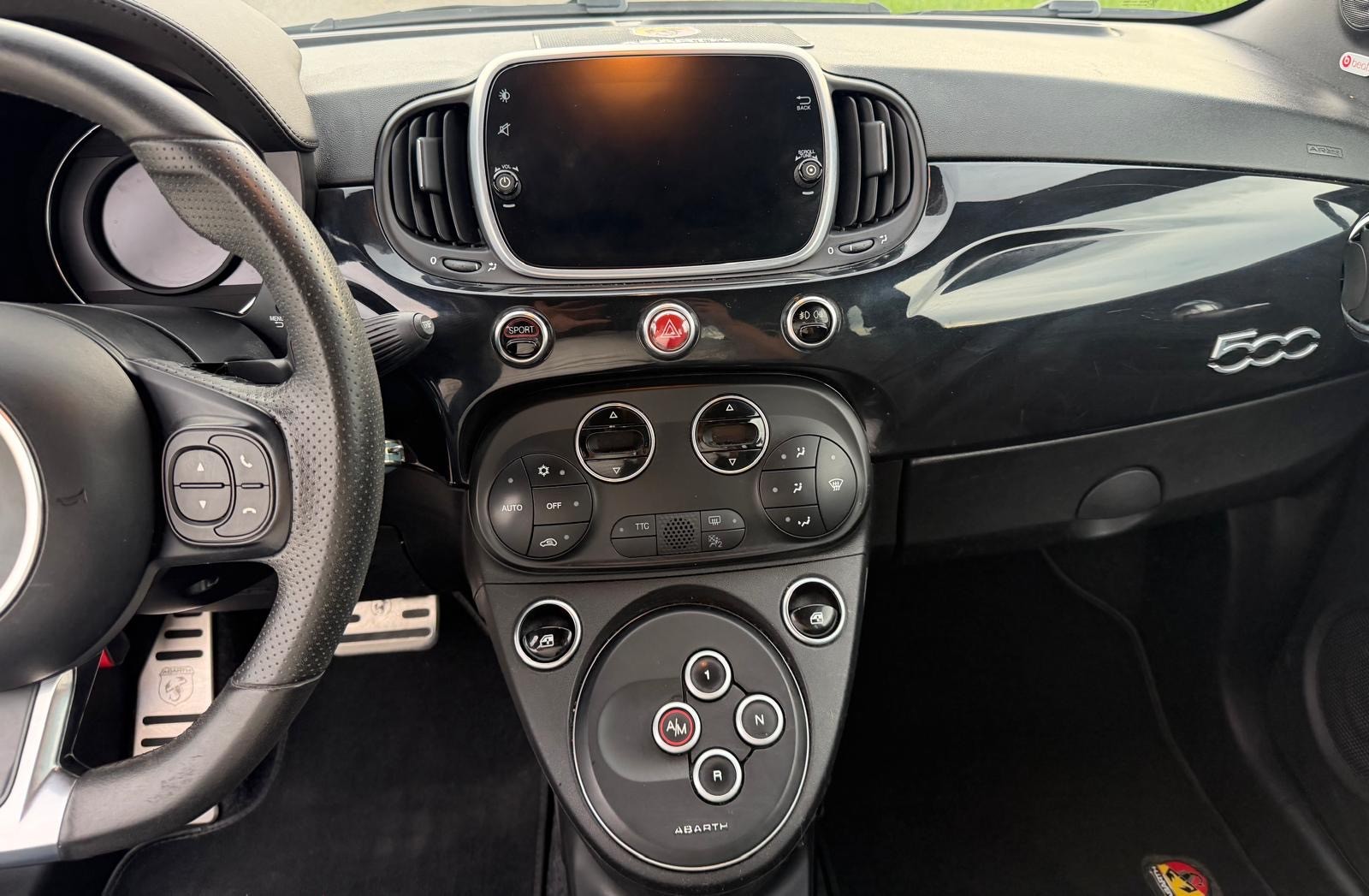 FIAT 595 1.4 16V Turbo Abarth Dualogic-image-11