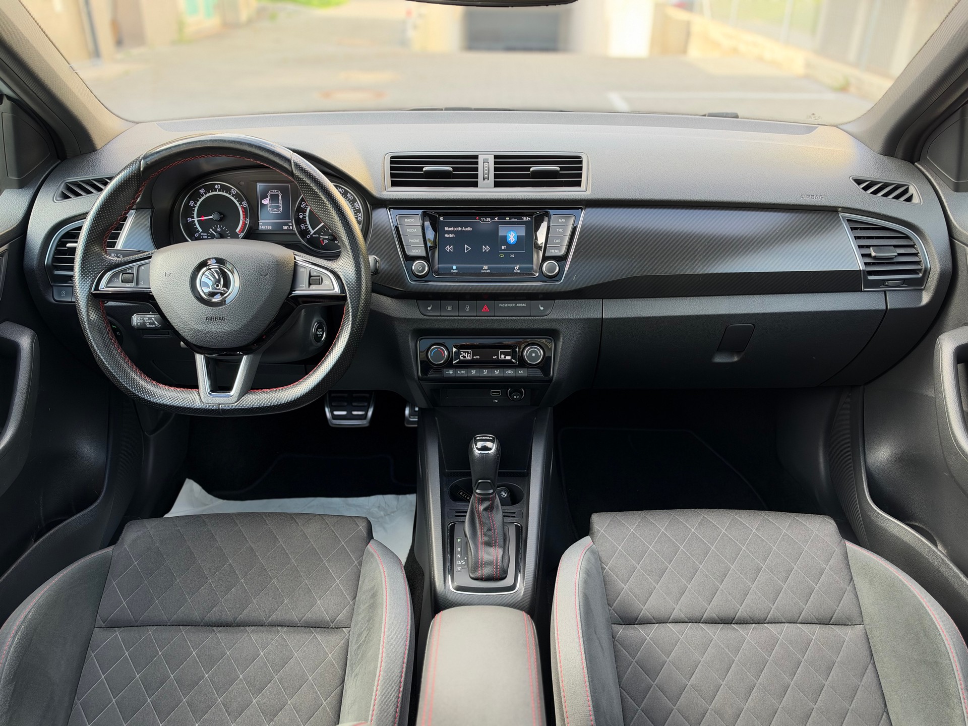 SKODA Fabia Combi 1.0 TSI Monte Carlo DSG-image-9